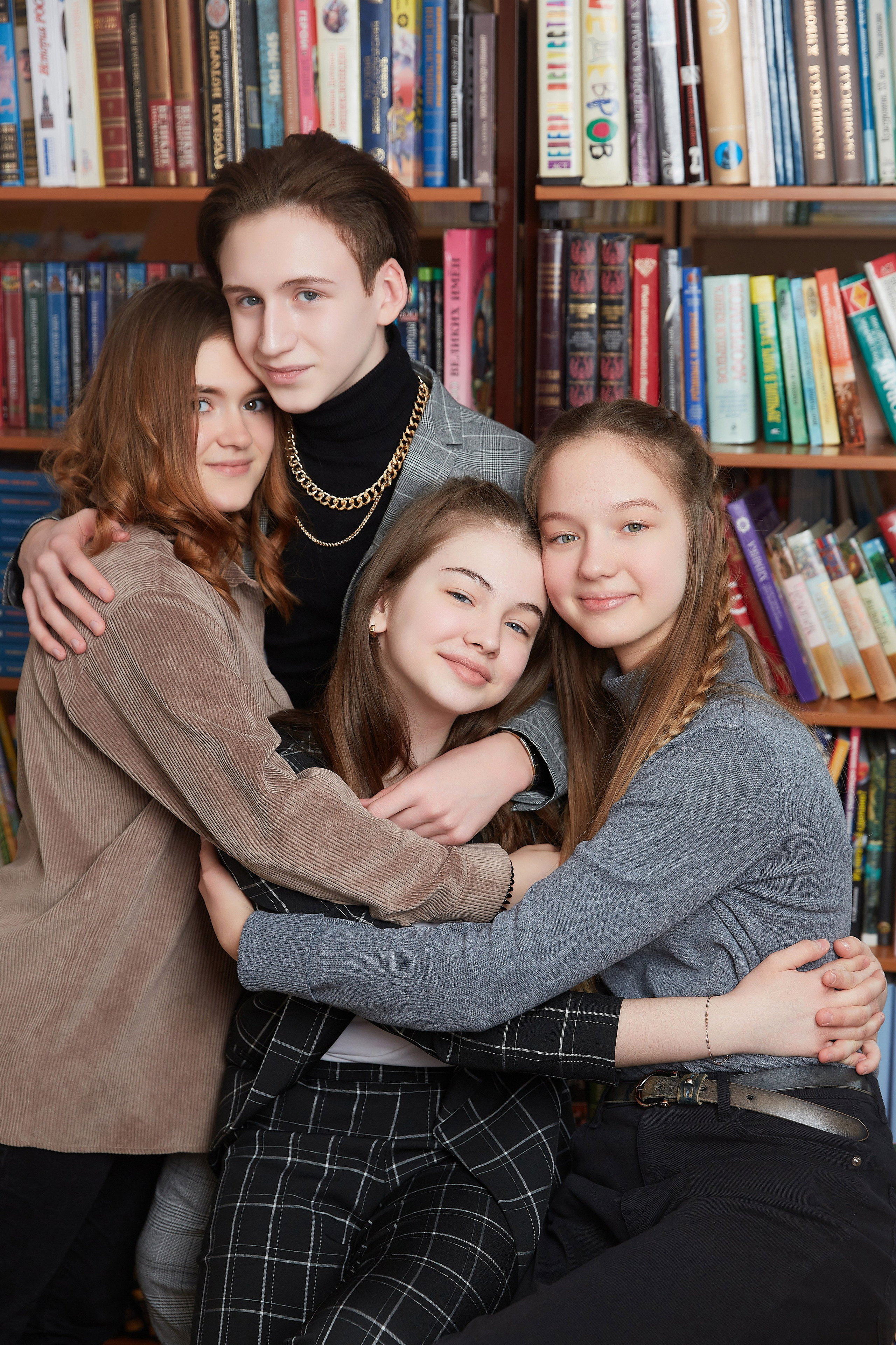 Выпускные альбомы в Томске. Выпускные альбомы в Томске. Фотограф Сергей Стёпин