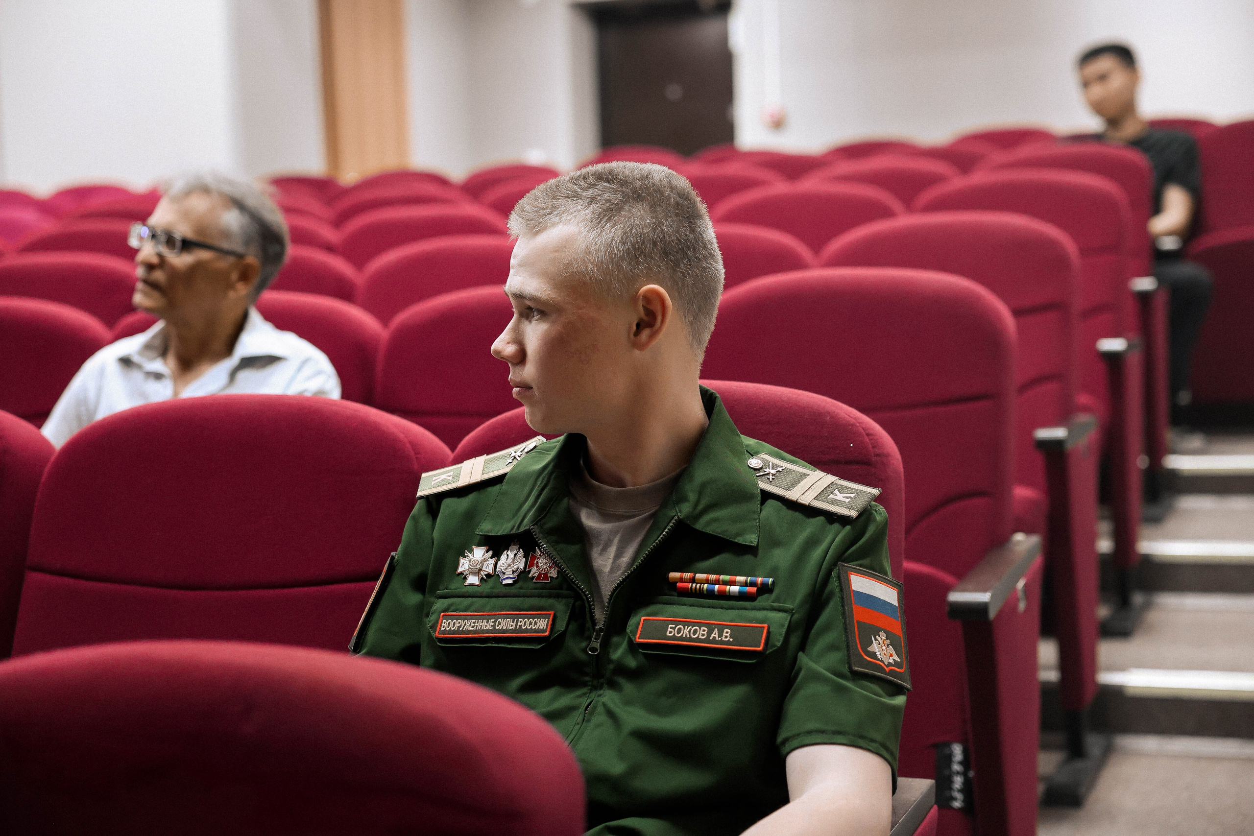 Вручение аттестатов 2025 |№ 58. Свадебный и Школьный фотограф Улан-Удэ Бурятия Джулия Топоева Выпускные альбомы Фотограф на мероприятие