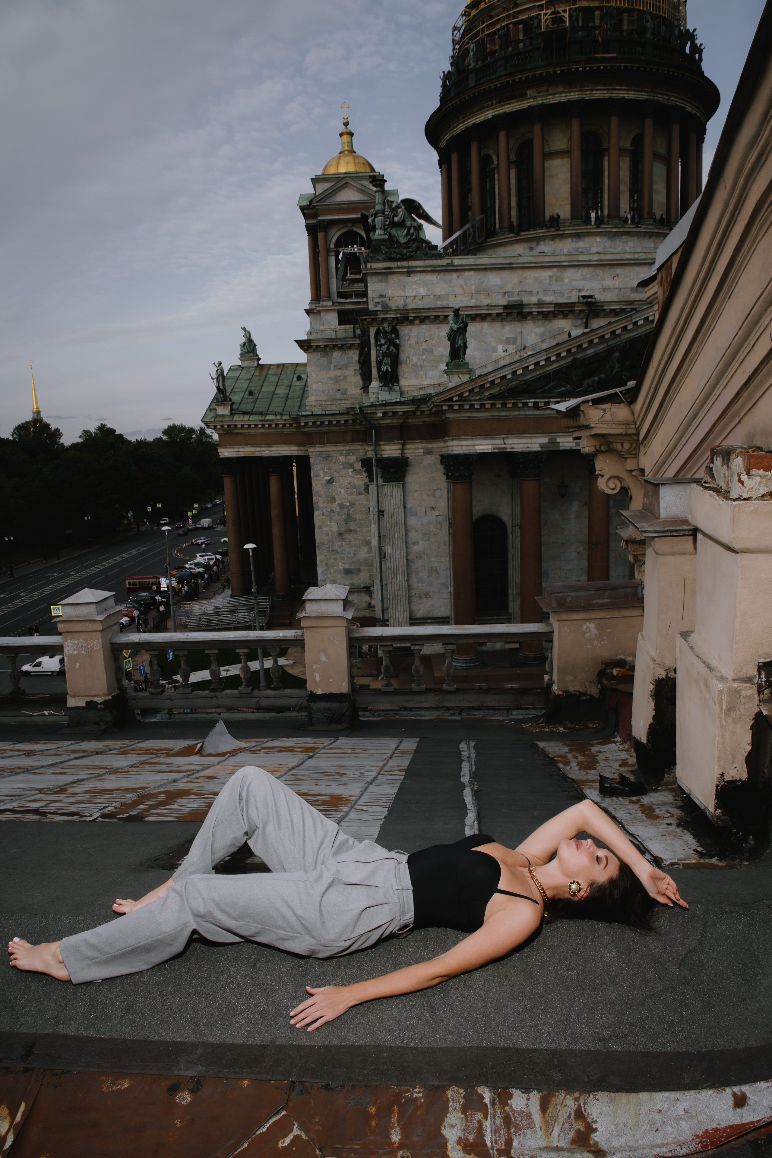 Вероника (съемка на крыше). Фотограф в Москве и Санкт-Петербурге Дарина