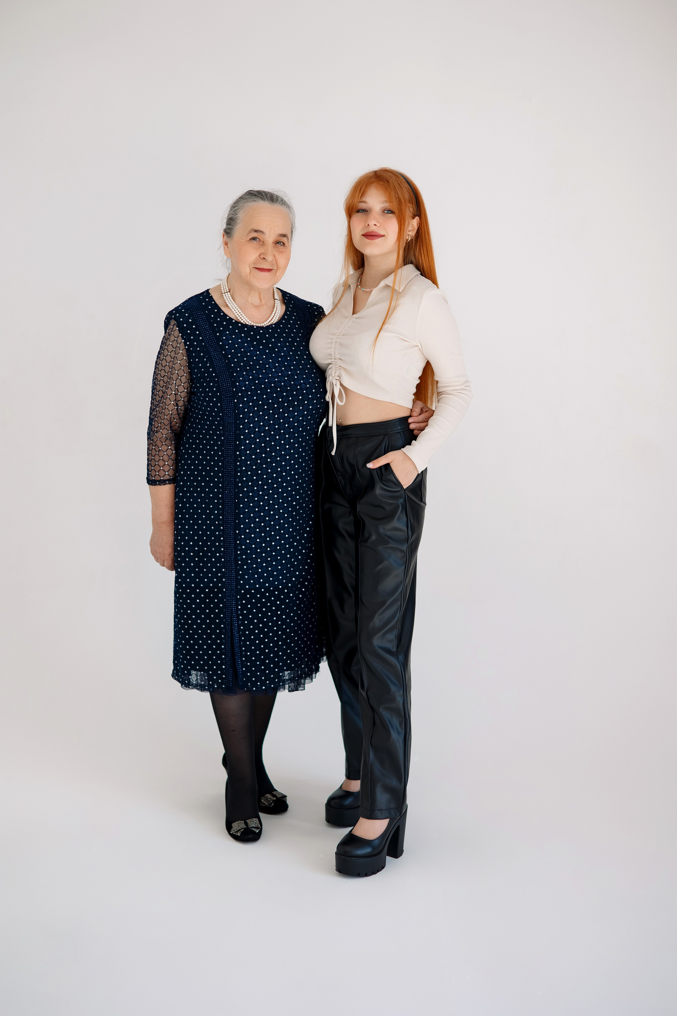 11 класс съемка на циклораме. Фотограф Любовь Корниенко, Примоский край