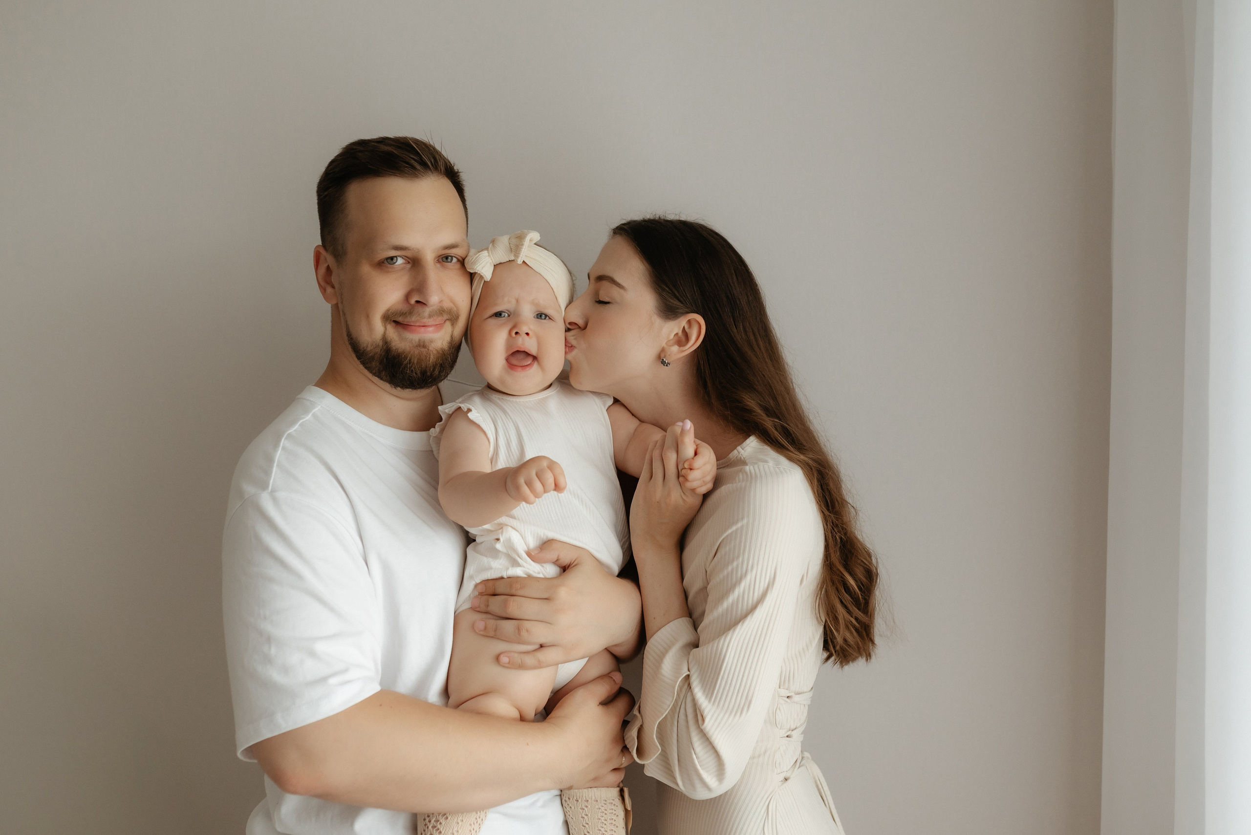 Семейная фотосессия дома. Семейный и портретный фотограф Нижний Новгород