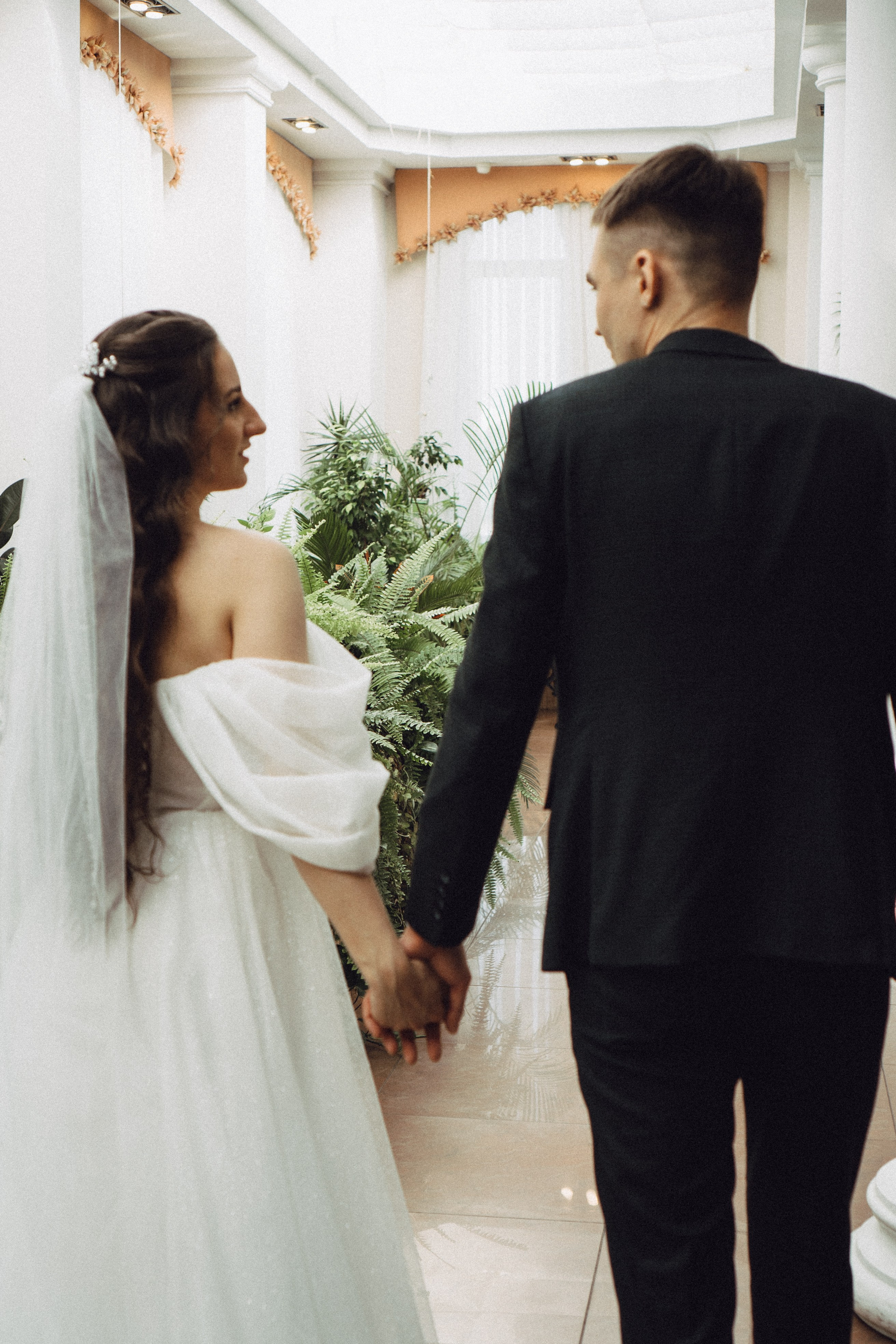 СВАДЕБНАЯ СЬЕМК В ПАРКЕ 300-ЛЕТИЯ. Профессиональный фотограф, Санкт-Петербург — Виктория Богомолова