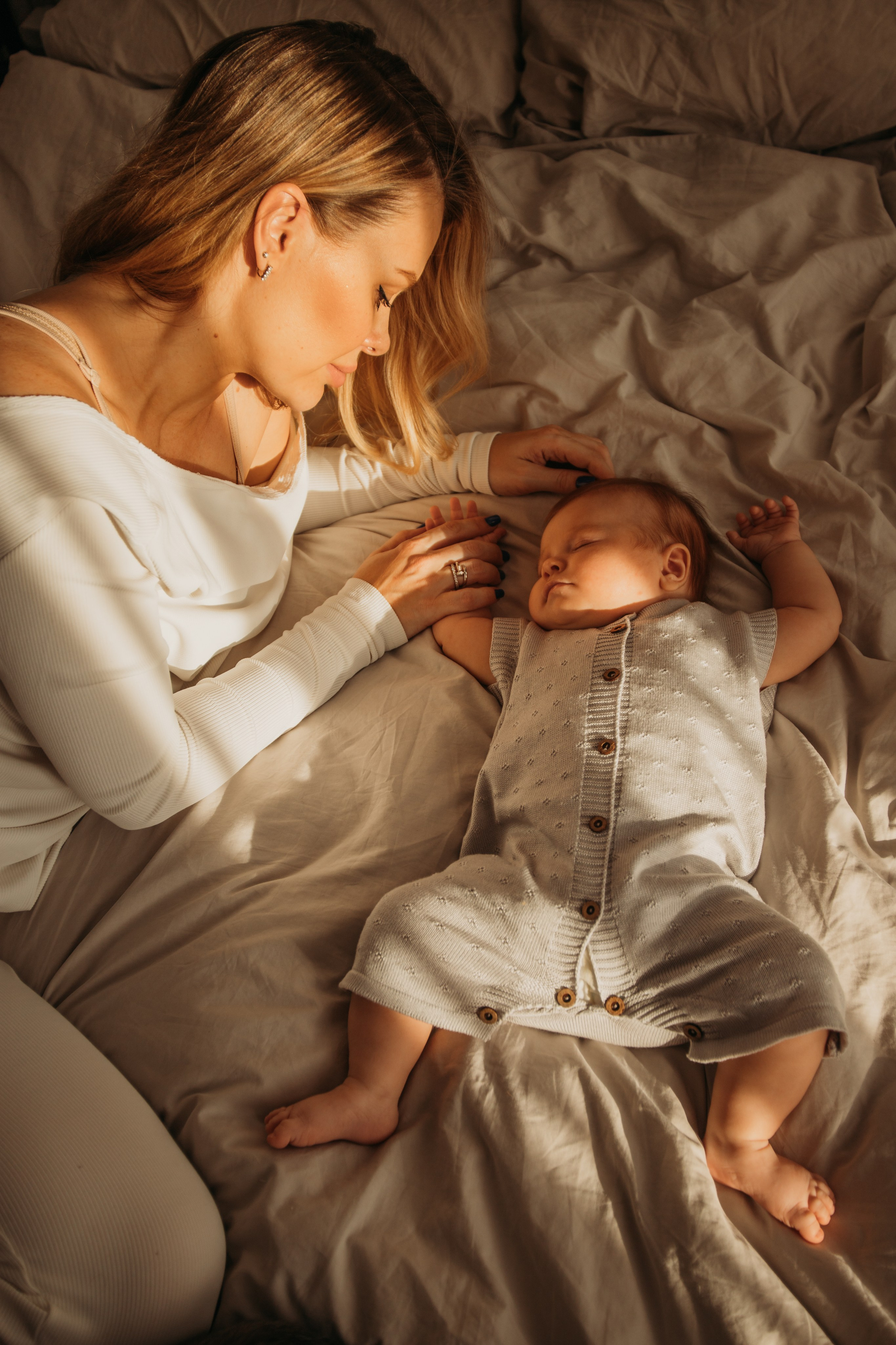 Домашняя съемка семьи Ксении. Венера Гайн. Репортажный фотограф  Тюмень. Обучение фотографии с 0