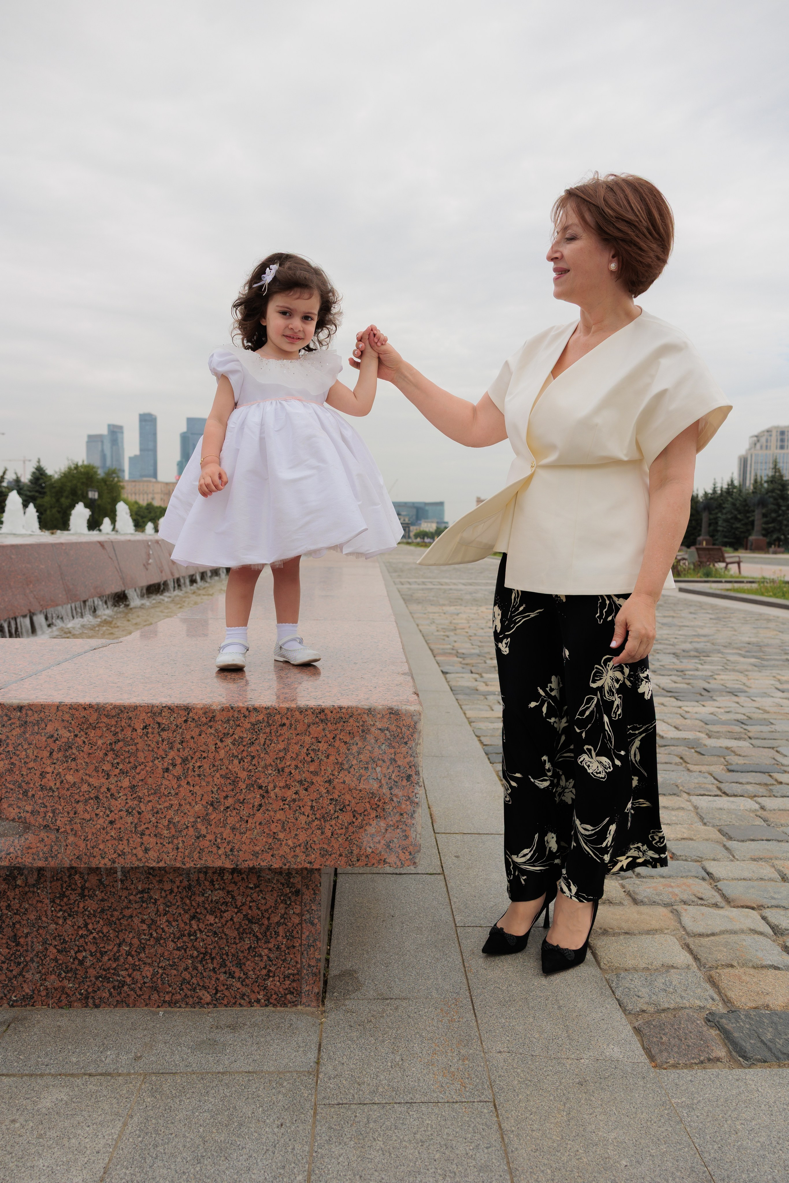 МАРИЯ. Я фотограф из Москвы к Вашим услугам