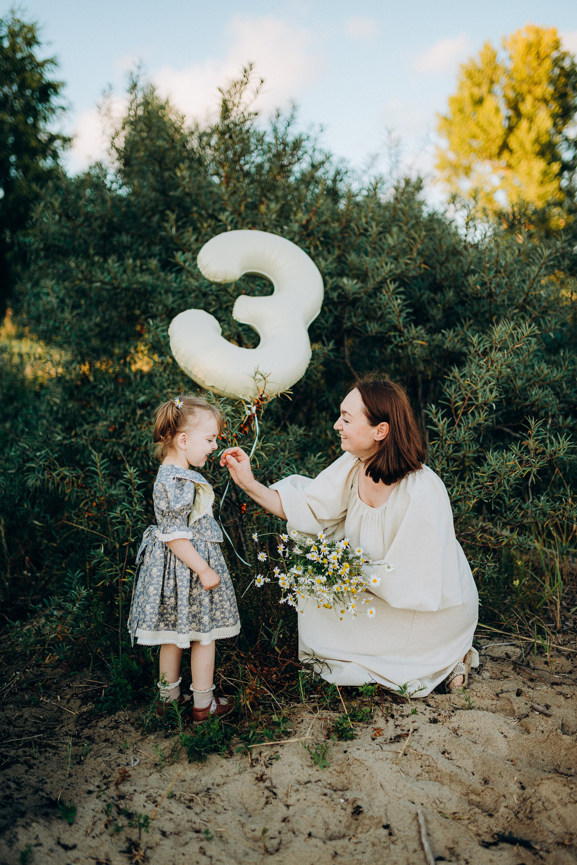 Наташа и Анюта на заливе. Семейный и детский фотограф в Новосибирске и Краснообске — Анна Ким