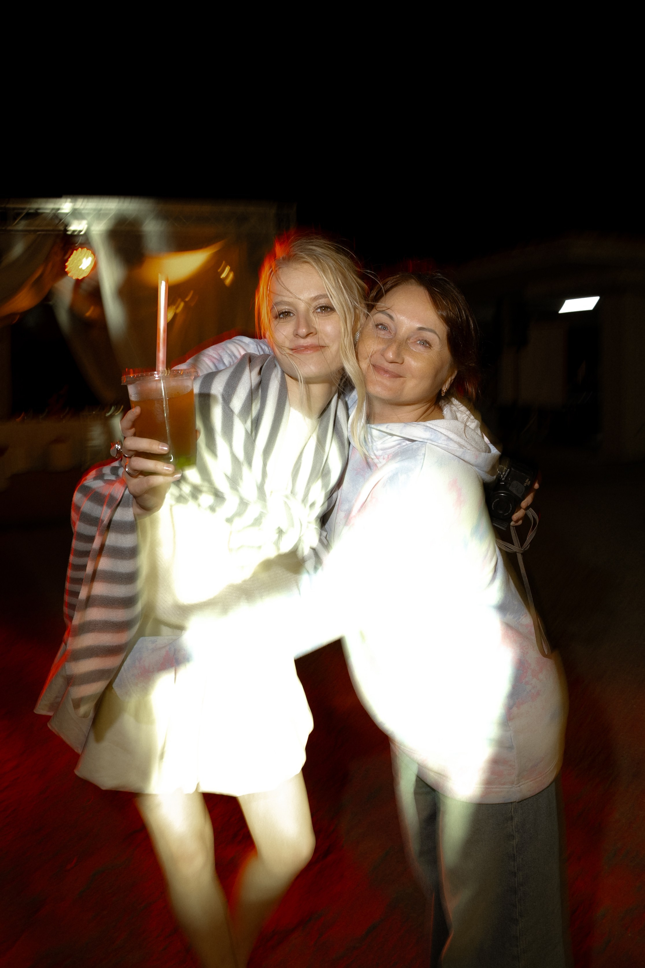 Любовь на высоте /Полный день (сокращено). Семейный и портретный фотограф в Саратове Сахарова Маша