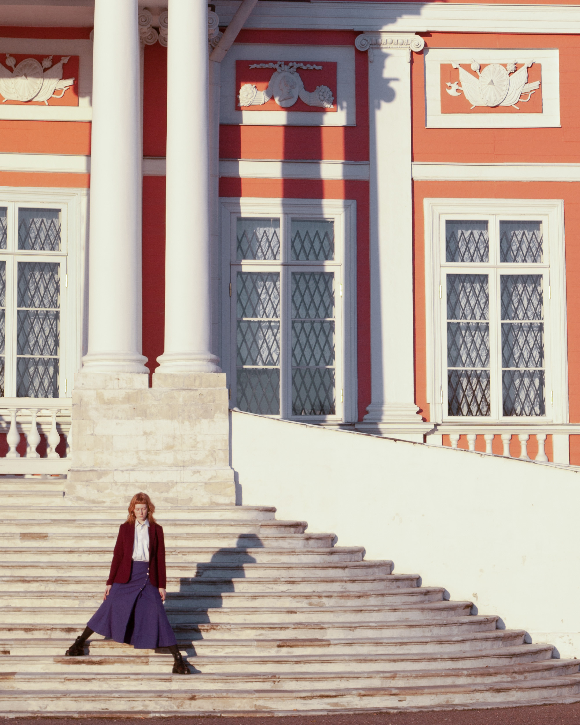 Esitate Kuskovo. Alyona Pukhanova — photographer, stylist, 3d designer, artist — Tbilisi, Georgia