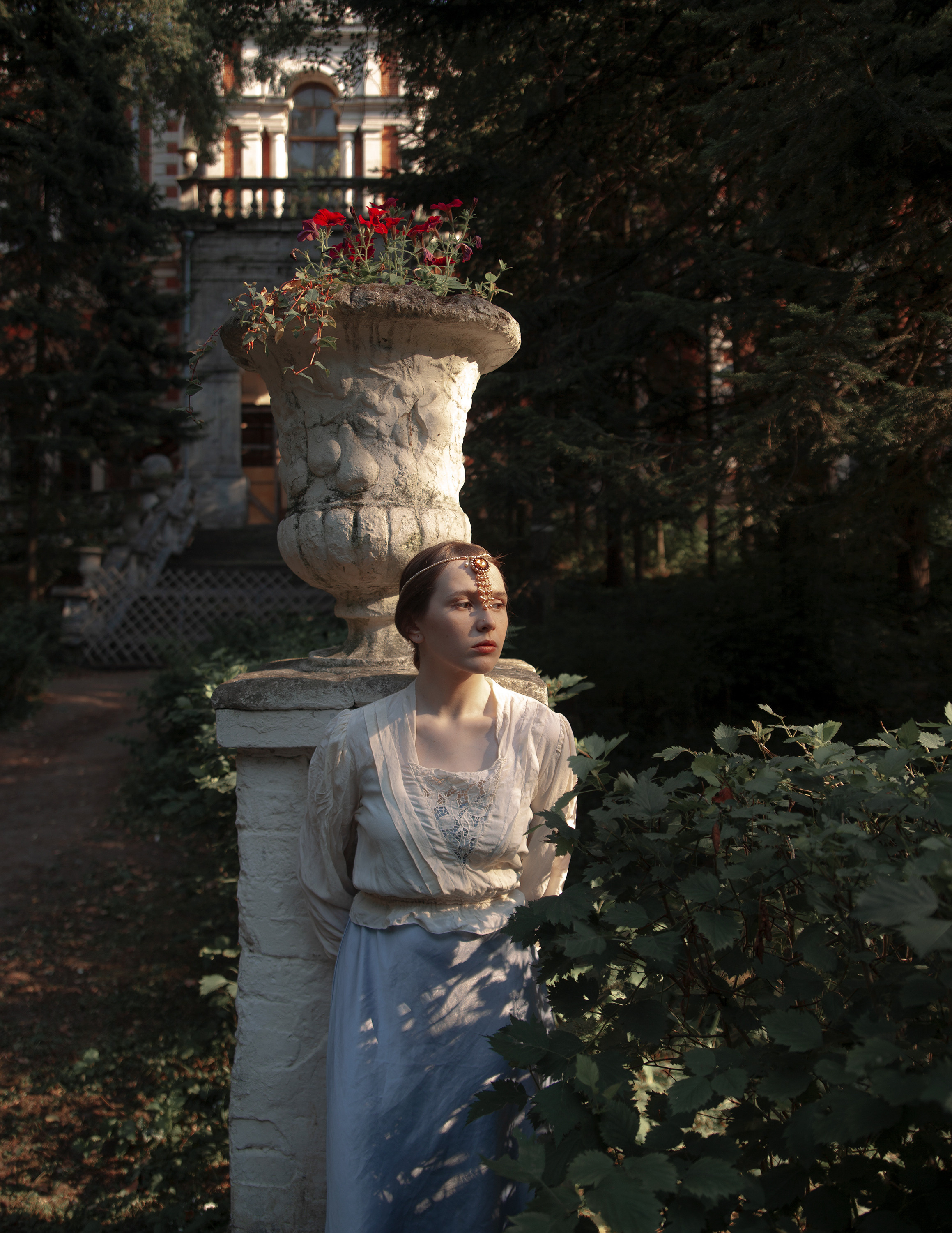 Anne. Alyona Pukhanova — photographer, stylist, 3d designer, artist — Tbilisi, Georgia