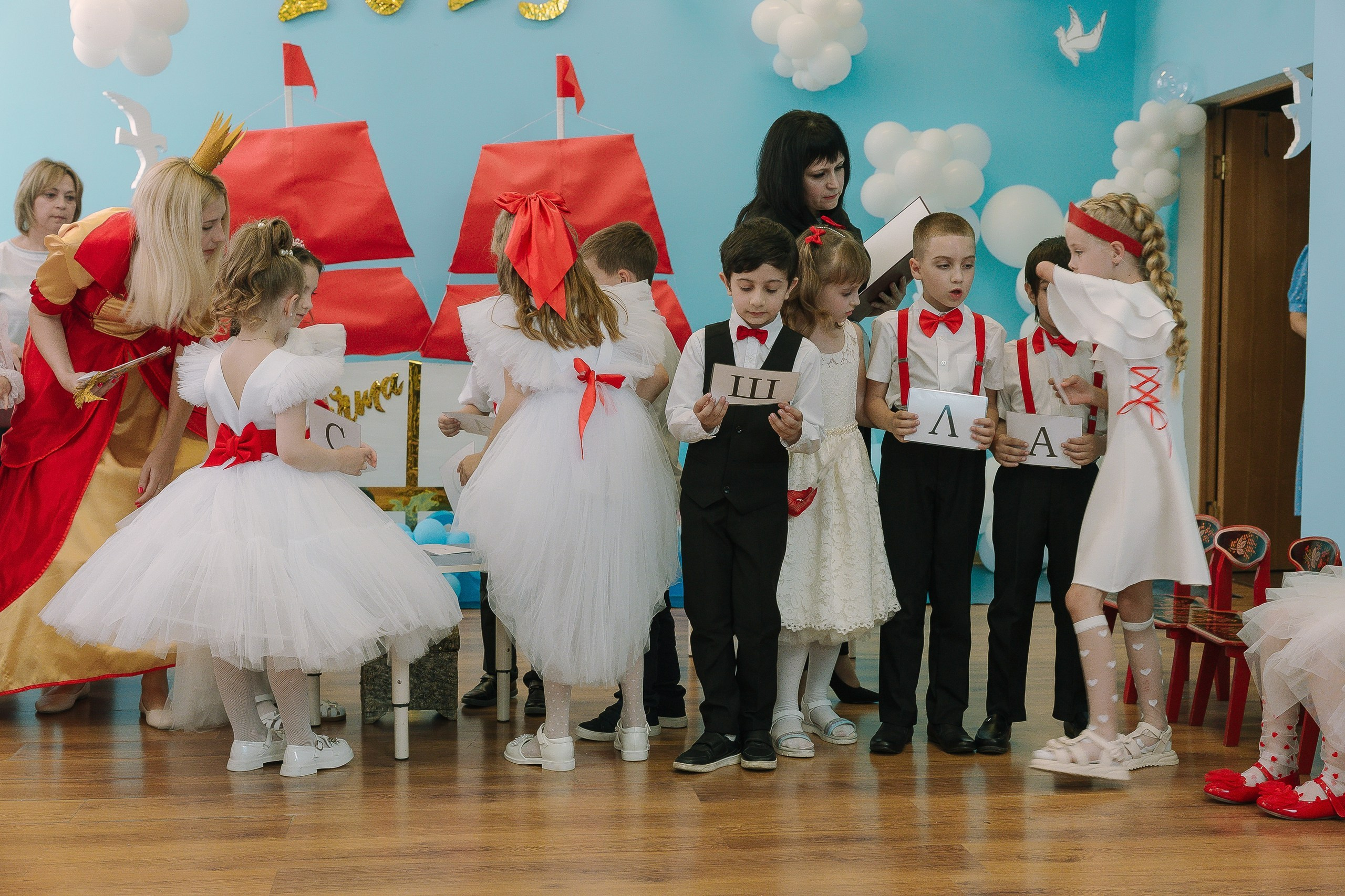 Выпускной 10 ДС. Выпускные альбомы Натальи Бутко: Новороссийск, Анапа, Геленджик