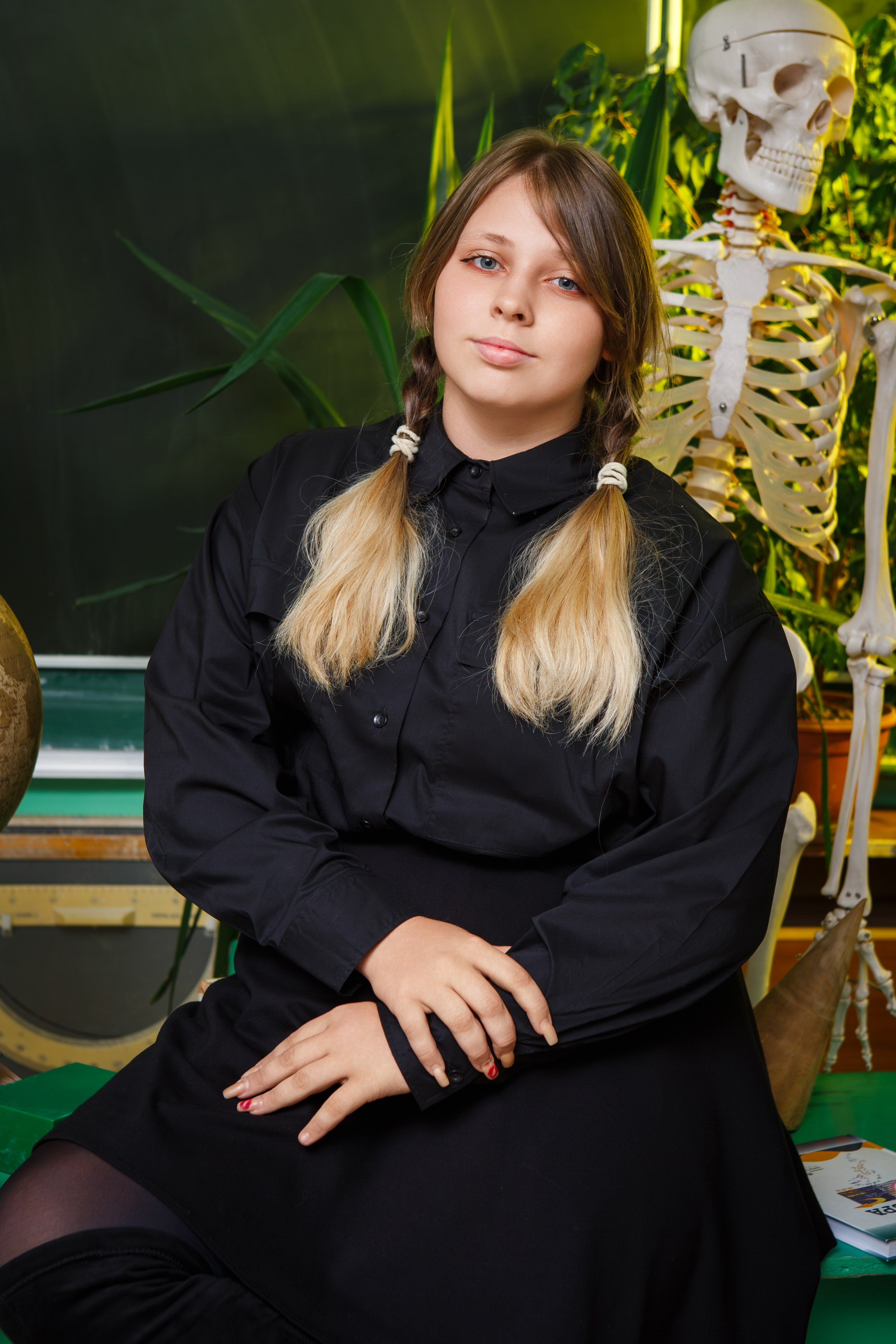 ПОРТРЕТНАЯ ФОТОСЕССИЯ В КЛАССЕ ДЛЯ 9 КЛАССОВ. ТВОЙ АЛЬБОМ / ТВОИ ПРАВИЛА