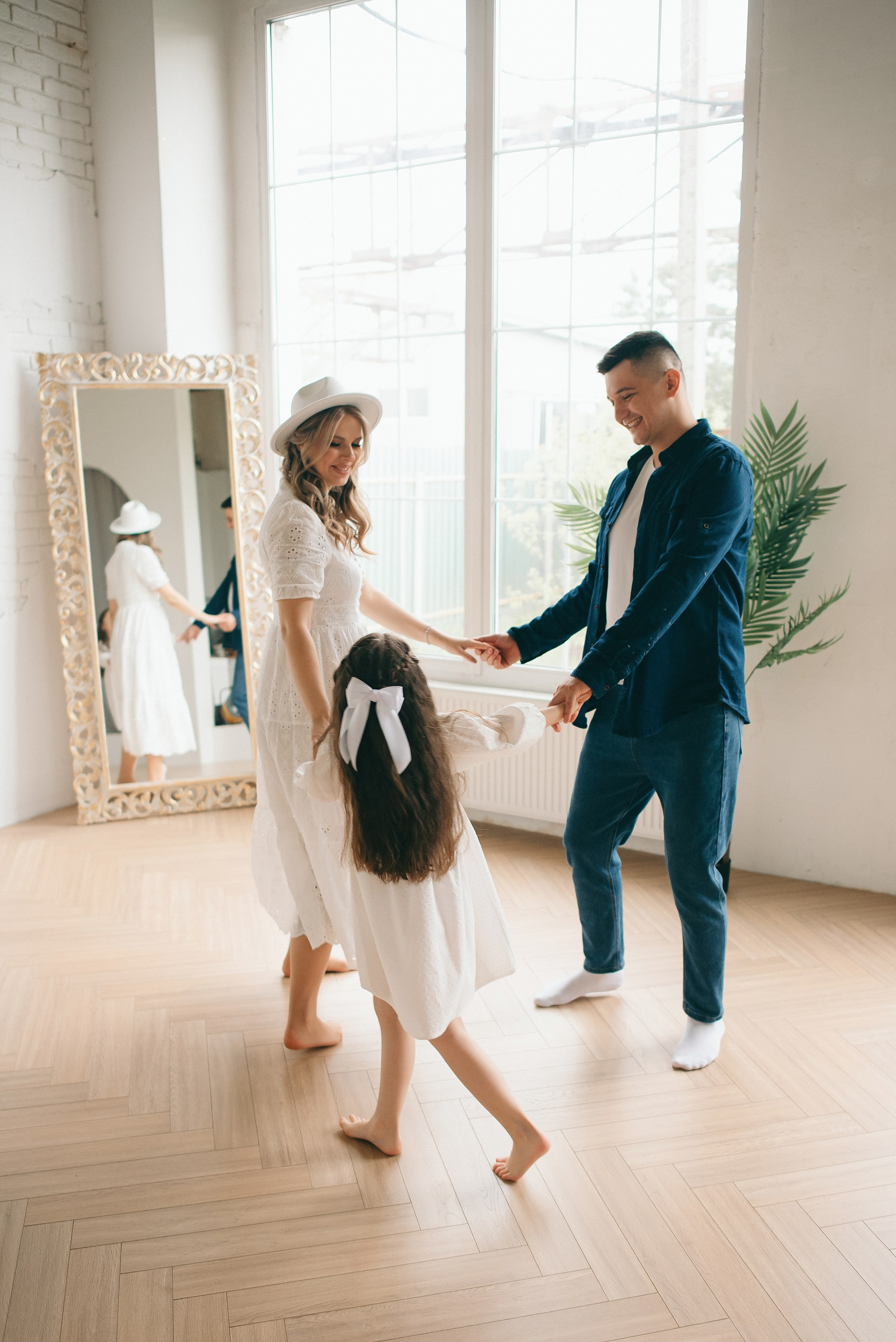 Семейная фотосессия в студии. Семейный и детский фотограф в Обнинске, Калуге, Москве