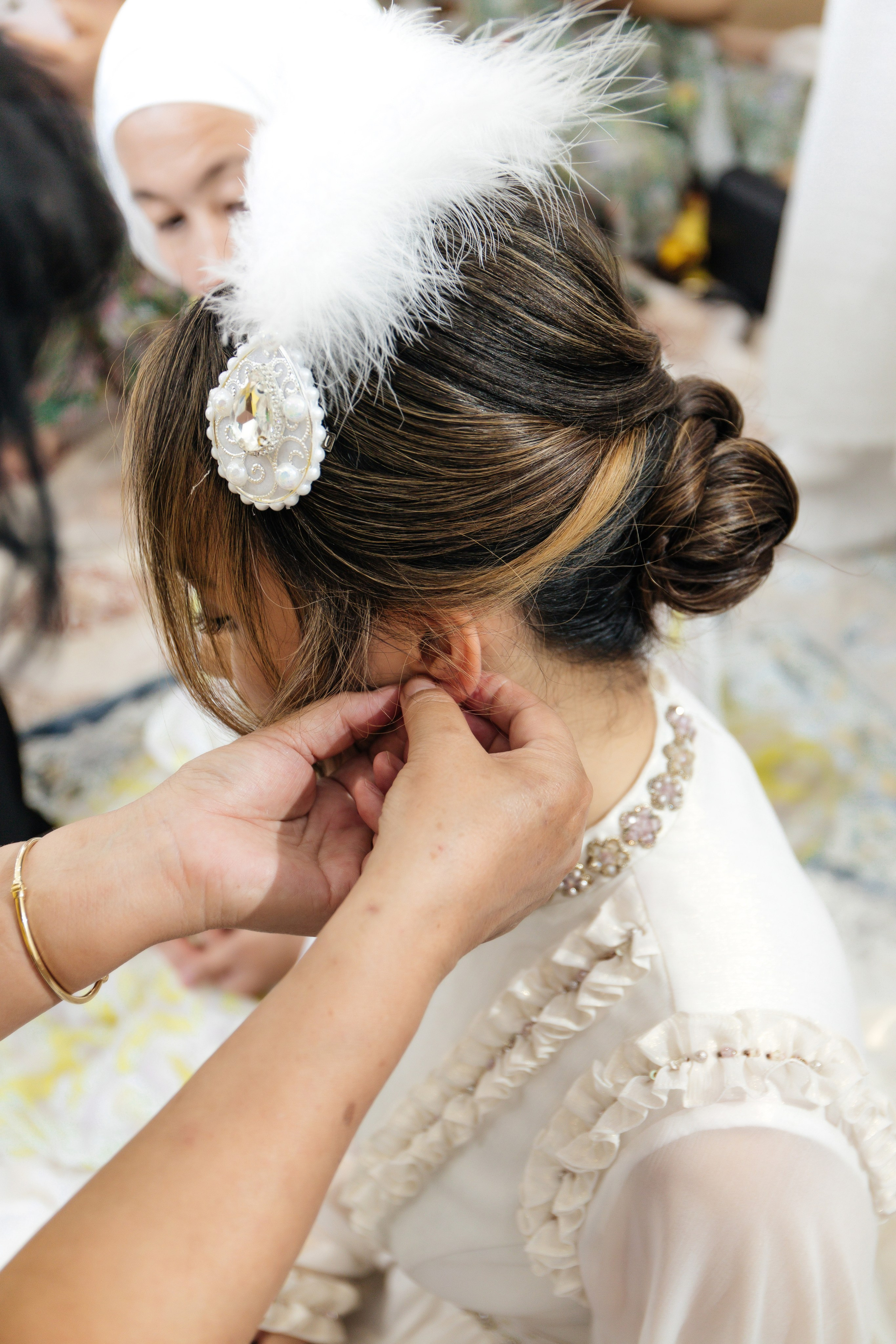 Moldir — syrğa salu. Wedding and Love story Photographer