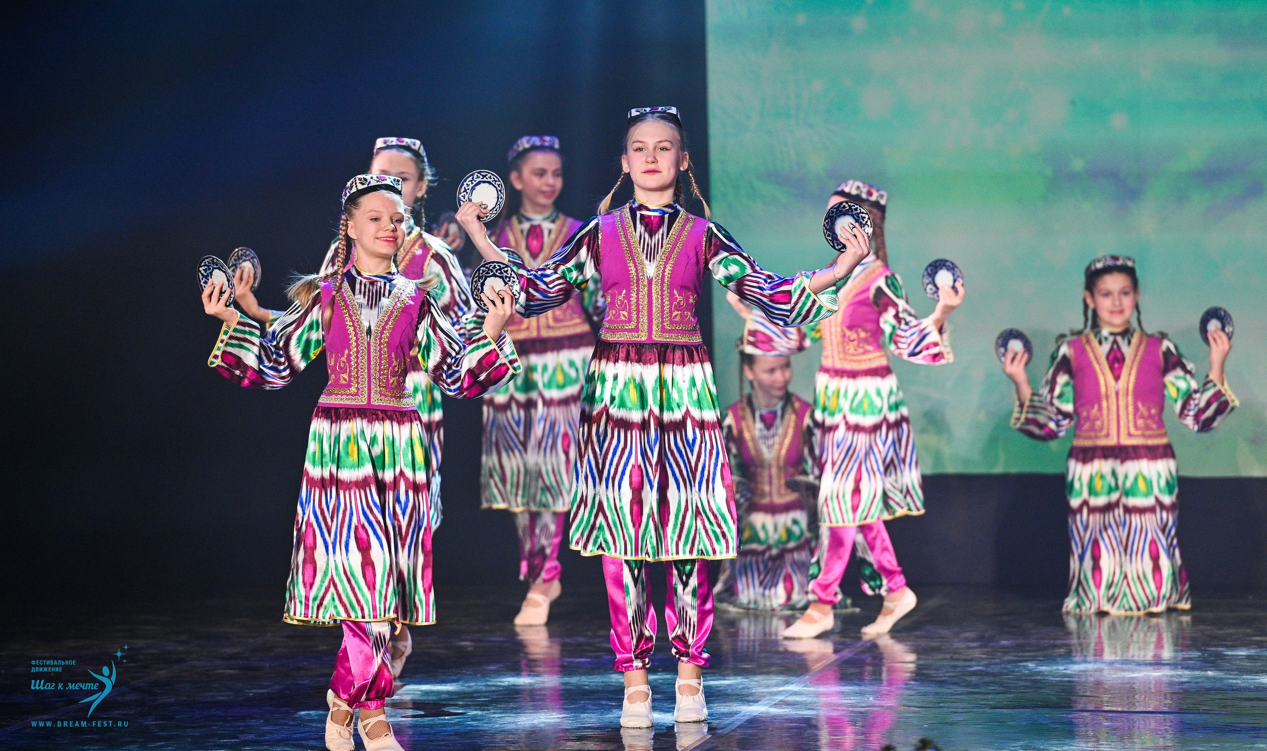 18.01.2025-19.01.2025 Фестивальное движение «Шаг к мечте» г. Кострома. Медиастудия Фото Концепт