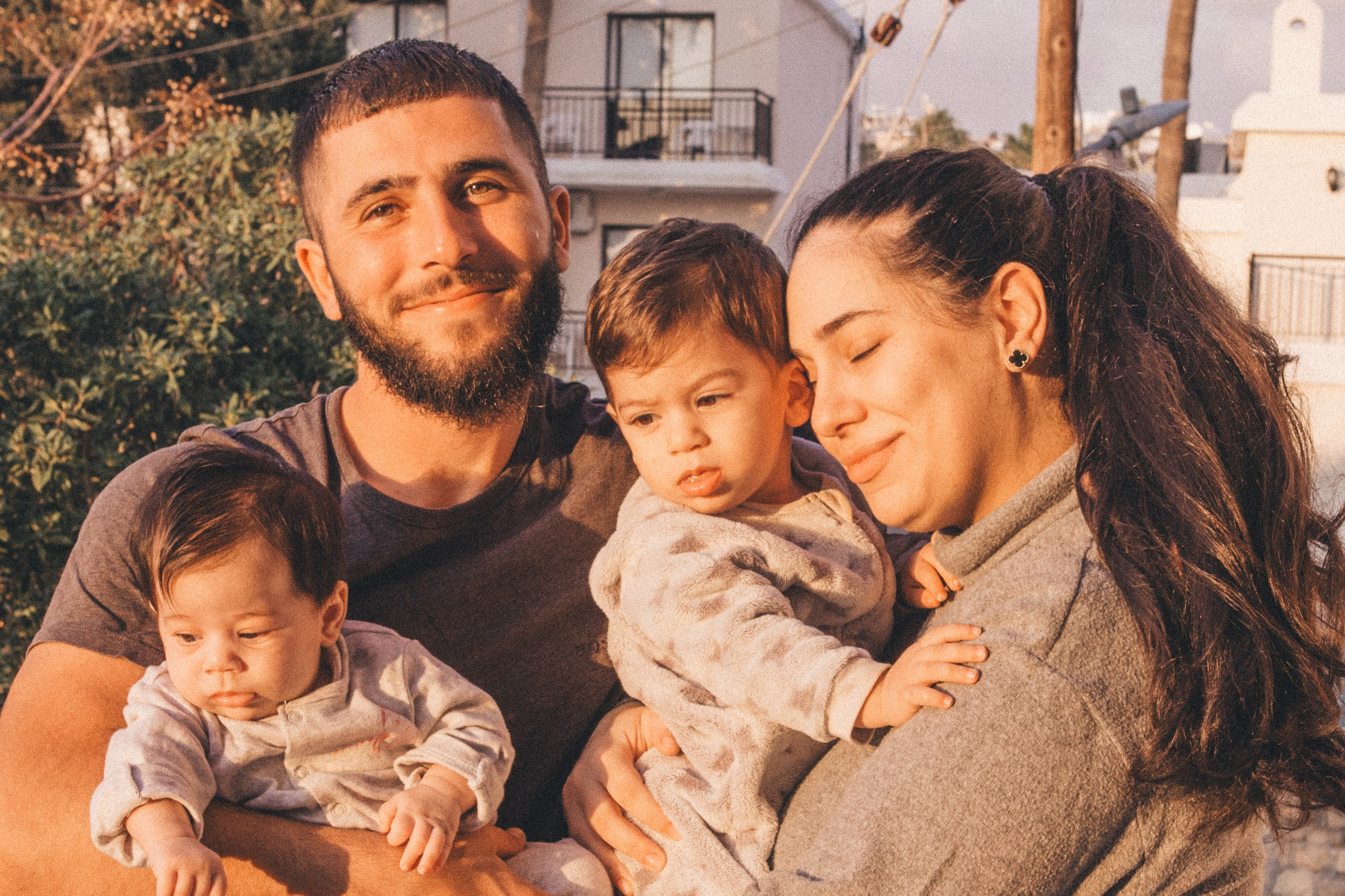 Afina and family. Portrait, family and pet photographer in Cyprus, Ksenia Bourdelle
