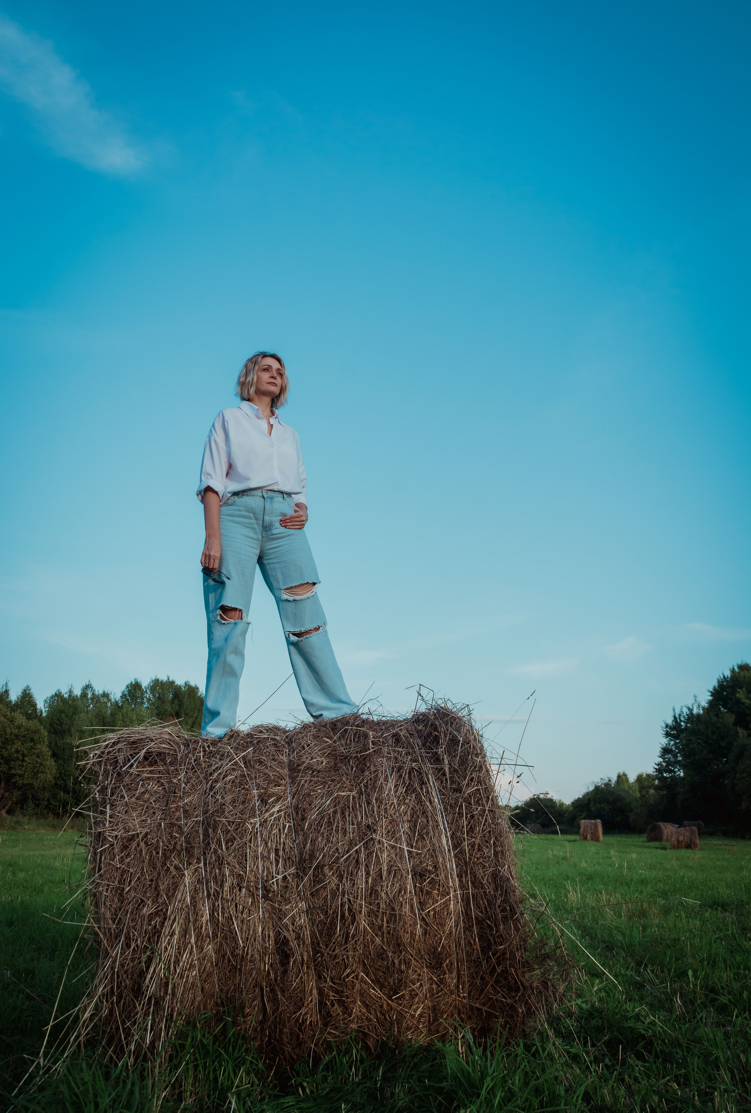 Фотосессия в тюках сена, в соломе. Елена Волкова семейный фотограф в станице Гостагаевской города-курорта Анапа