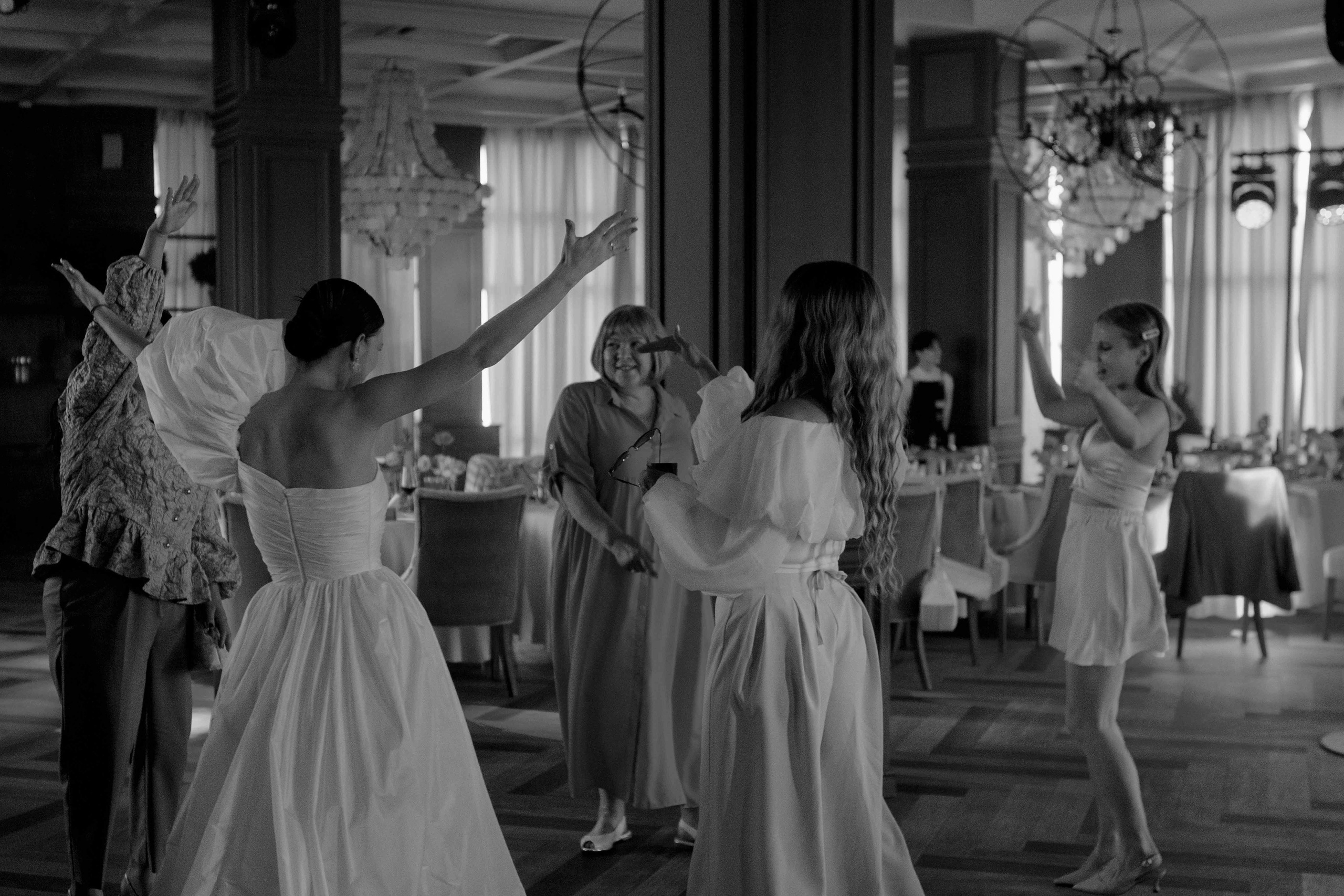 Никита и Анастасия (В данной серии сокращенный, полый день). Фотограф в Саратове Сабина Иманова