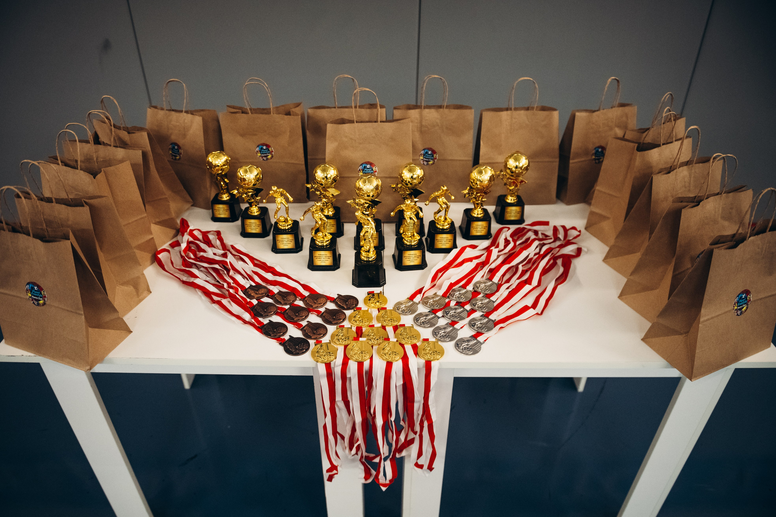 Турнир по футбольному фристайлу, панне и теннисболу