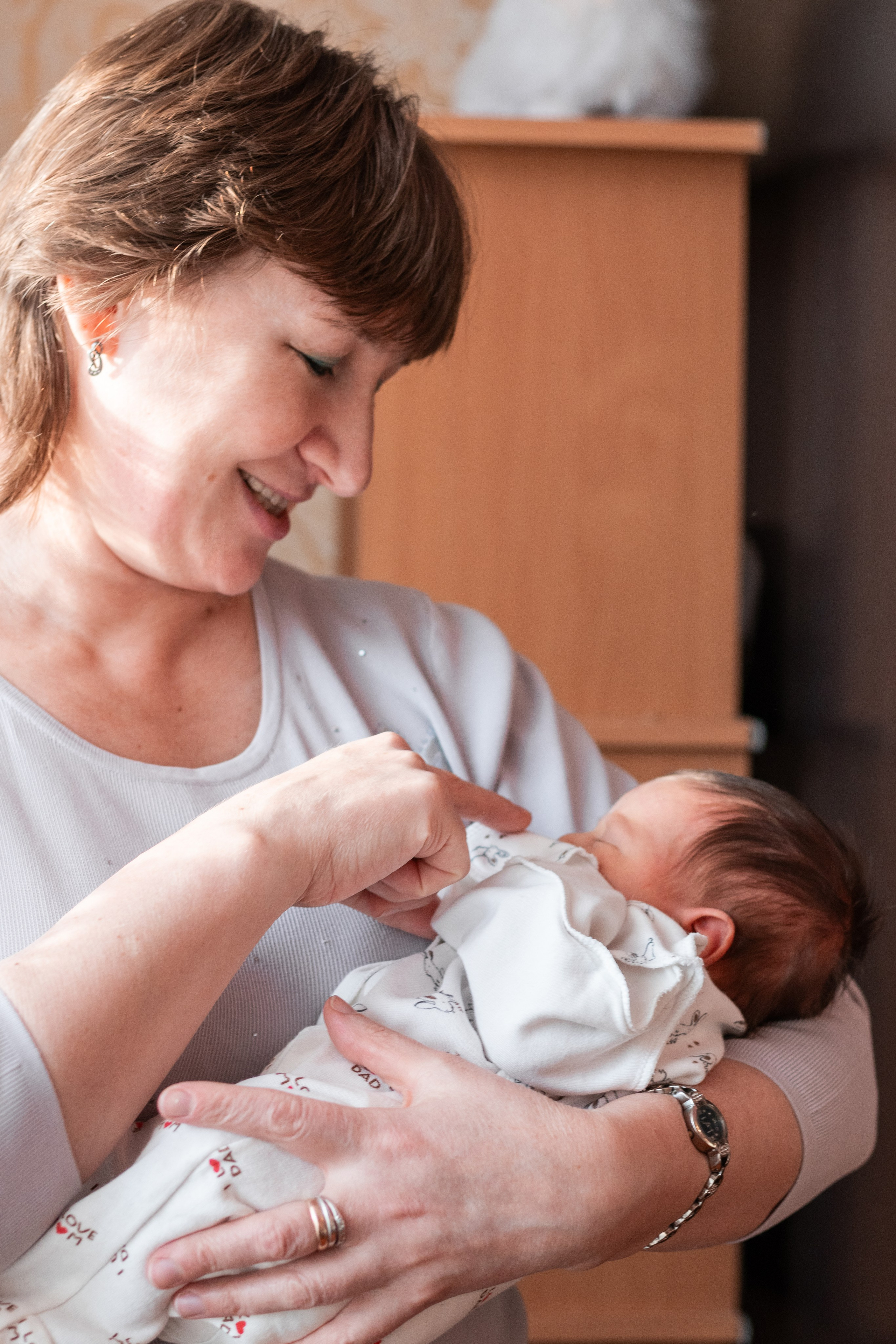 Выписка из роддома в городе Северск и Томск