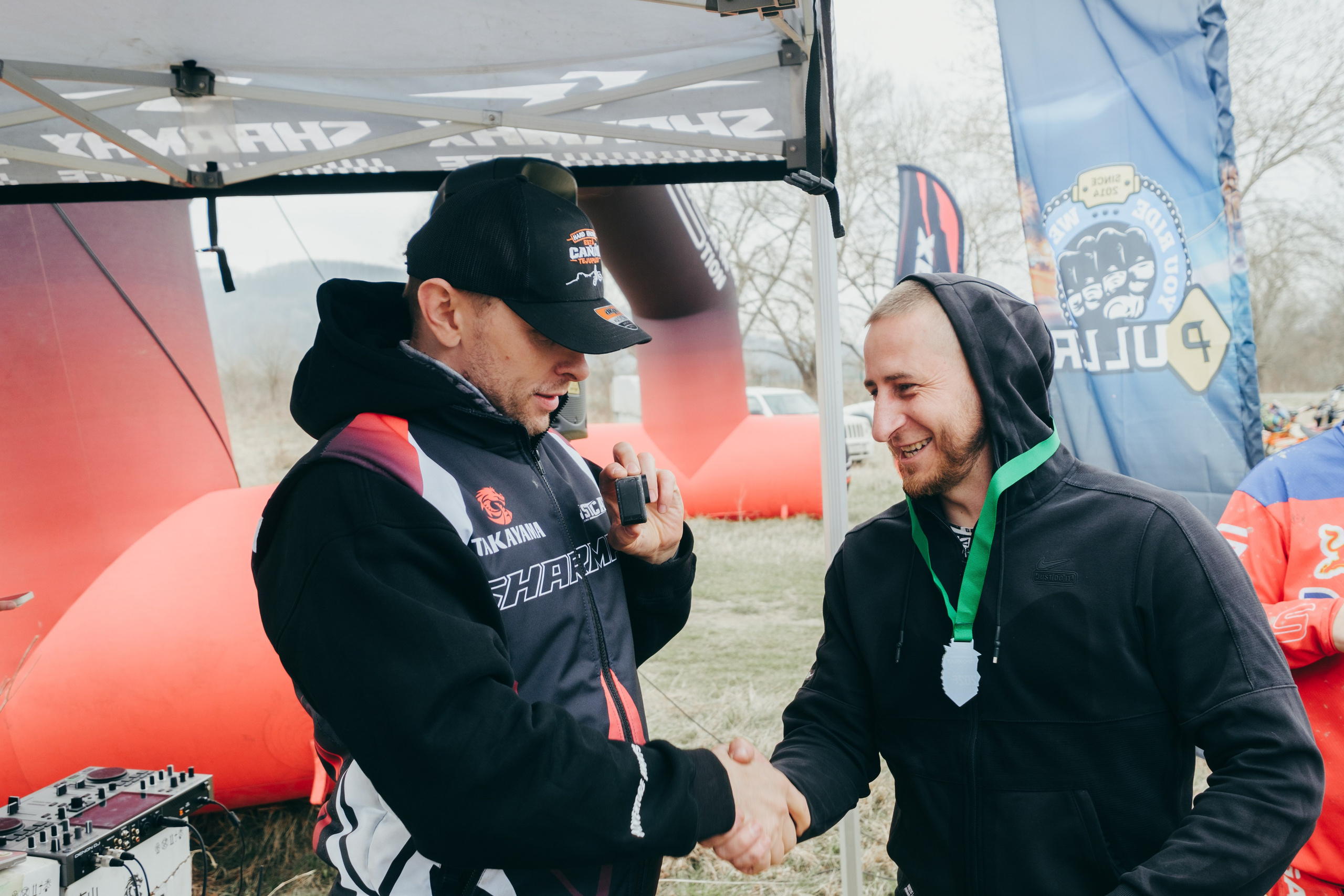 Съемка для Sharmax Moto в Горячем Ключе. Свадебный фотограф Денис Ожигин в Краснодаре и крае. Эмоциональная и стильная съемка вашего дня