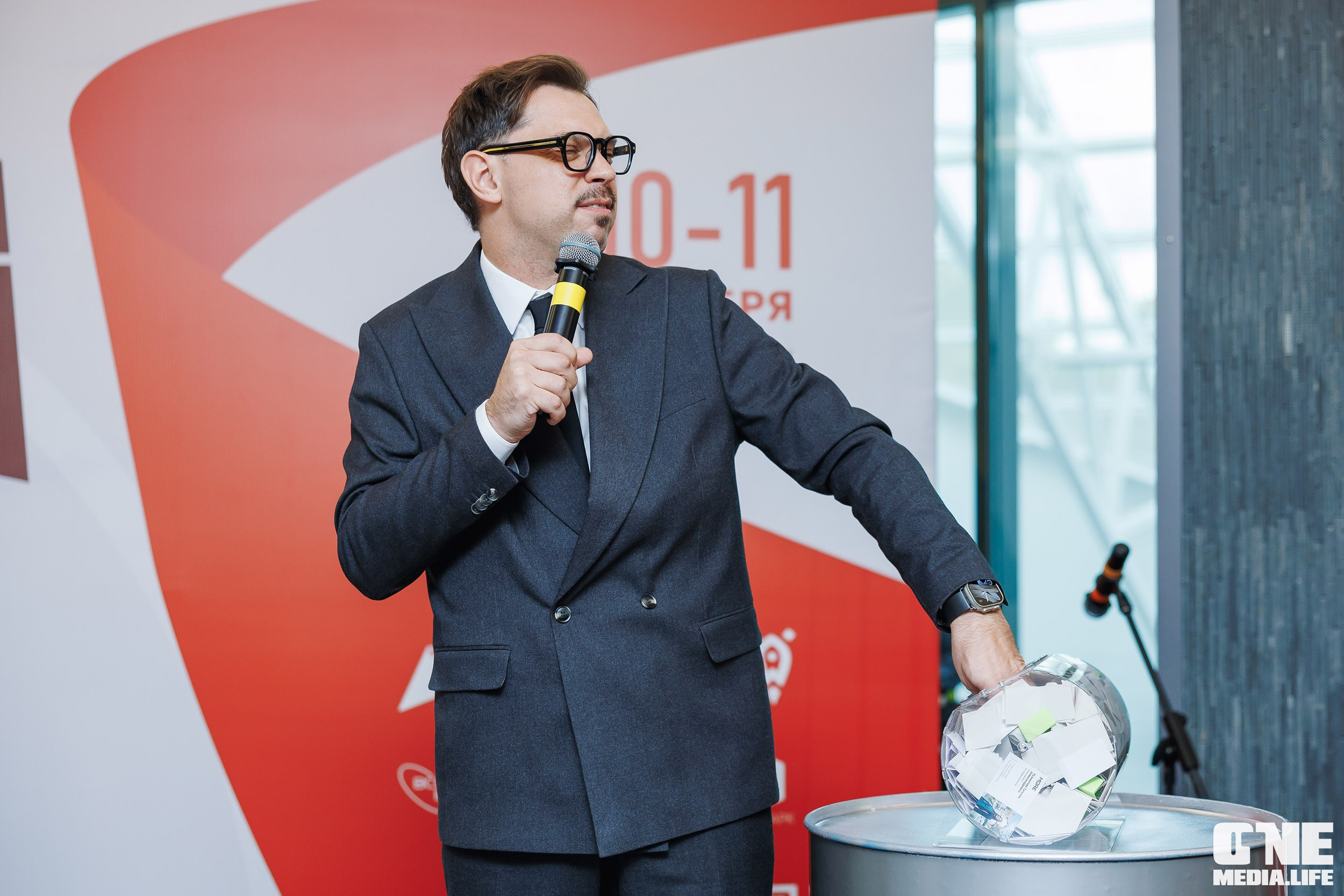 Фоторепортаж VII Международный форум «Вселенная бизнеса. Время Побед». One Media Life: фоторепортажи, фотоотчеты с мероприятий и заведений