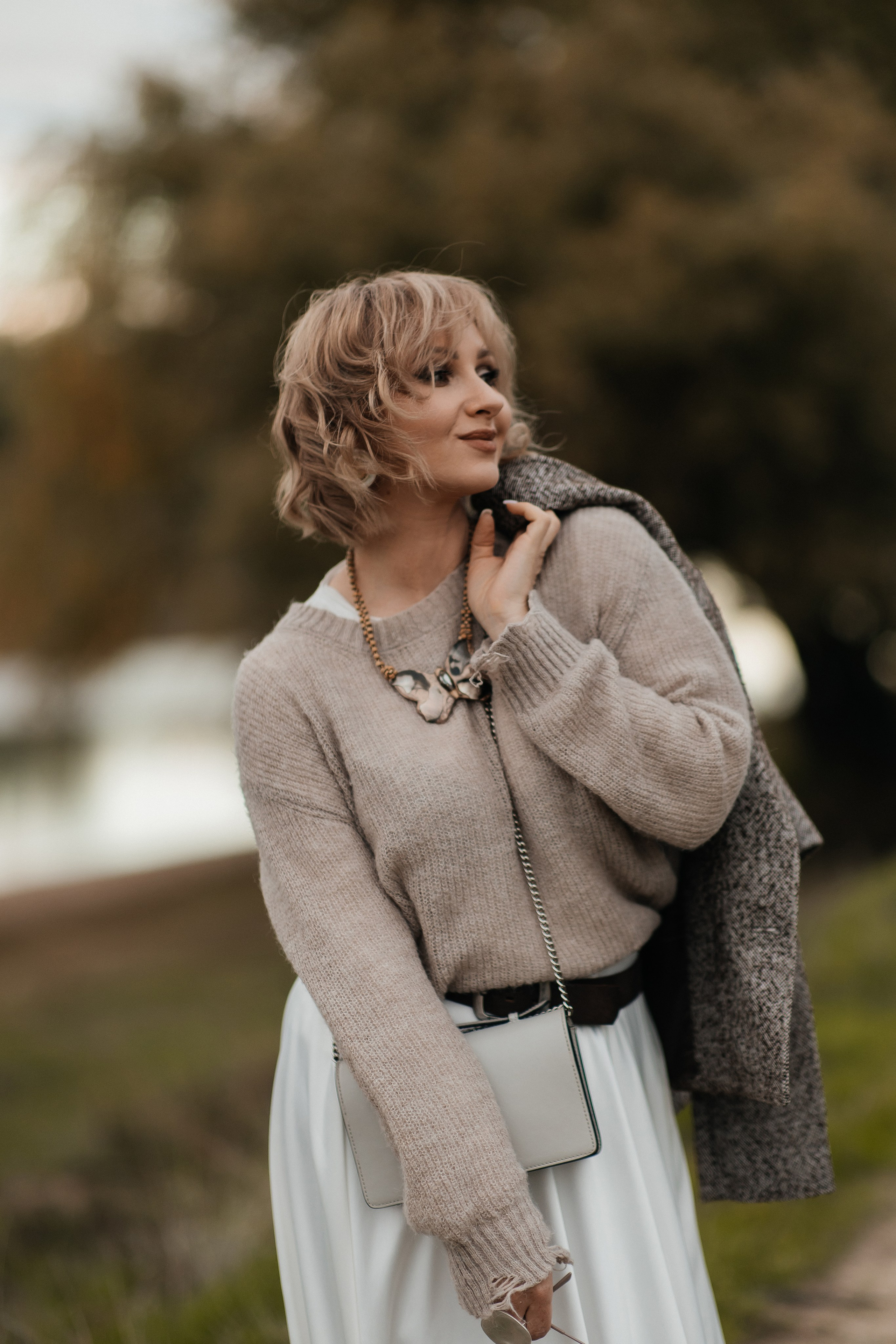 Маша и осень