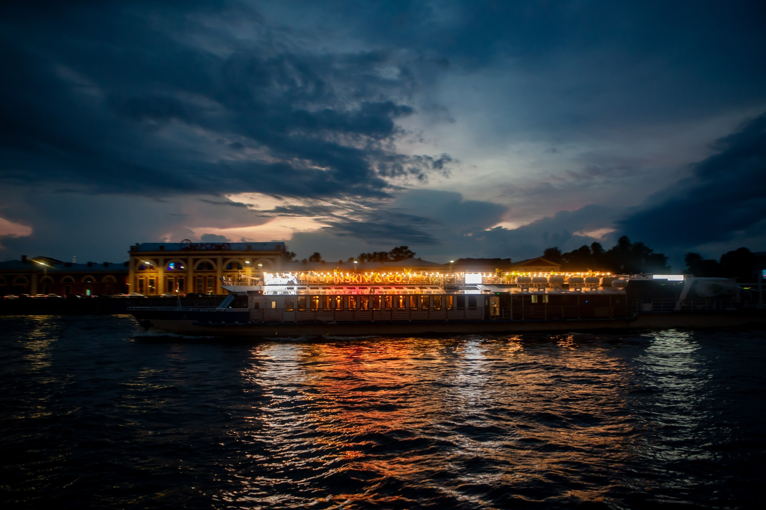 На яхте. Репортажный Фотограф в Санкт-Петербурге Светлана Мосиенко