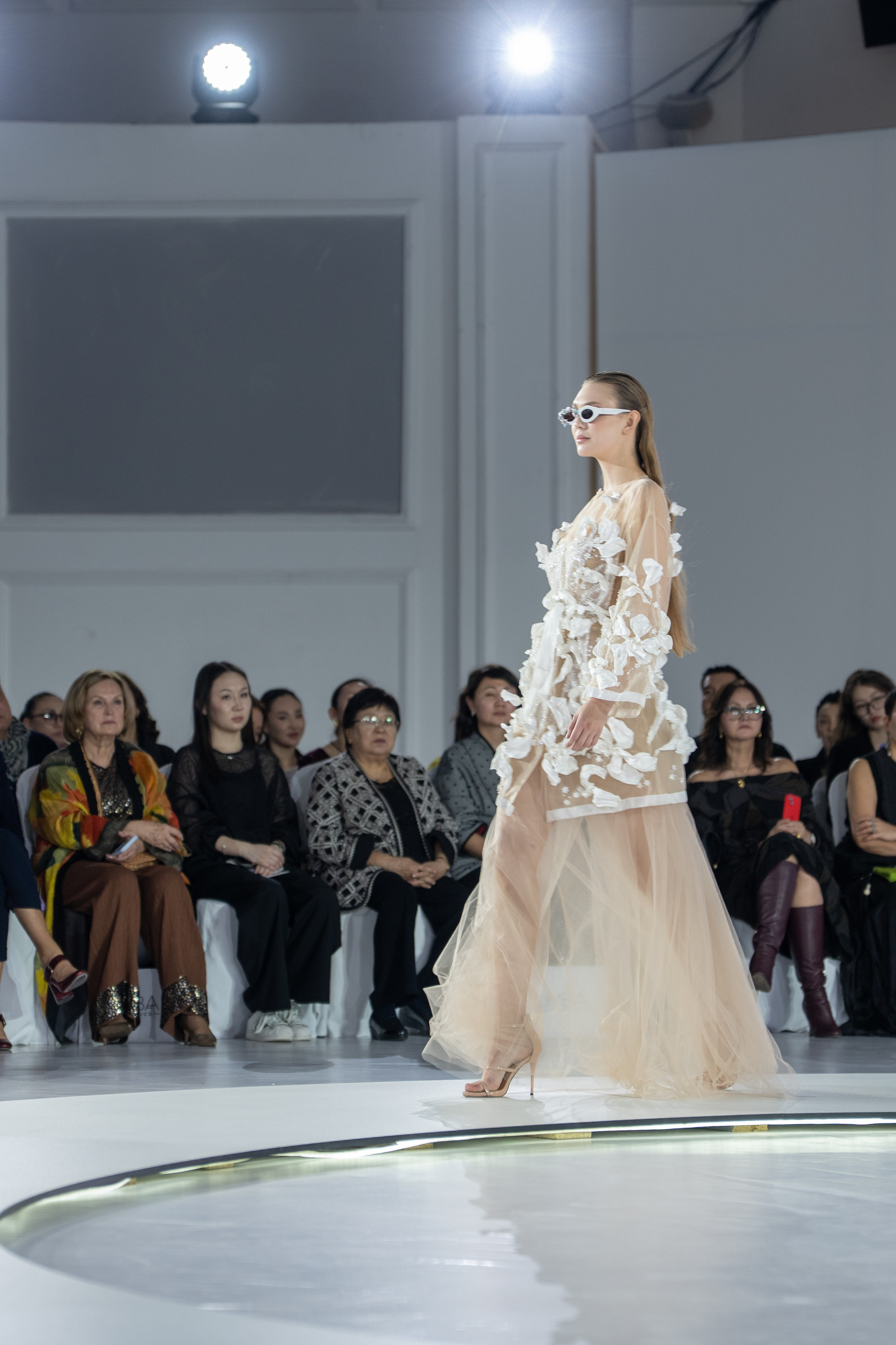 Brand TinAtin Magalashvilu. Сайт Алматинского НЮ АРТ, будуар и фэшн фотографа Дениса Карпенко