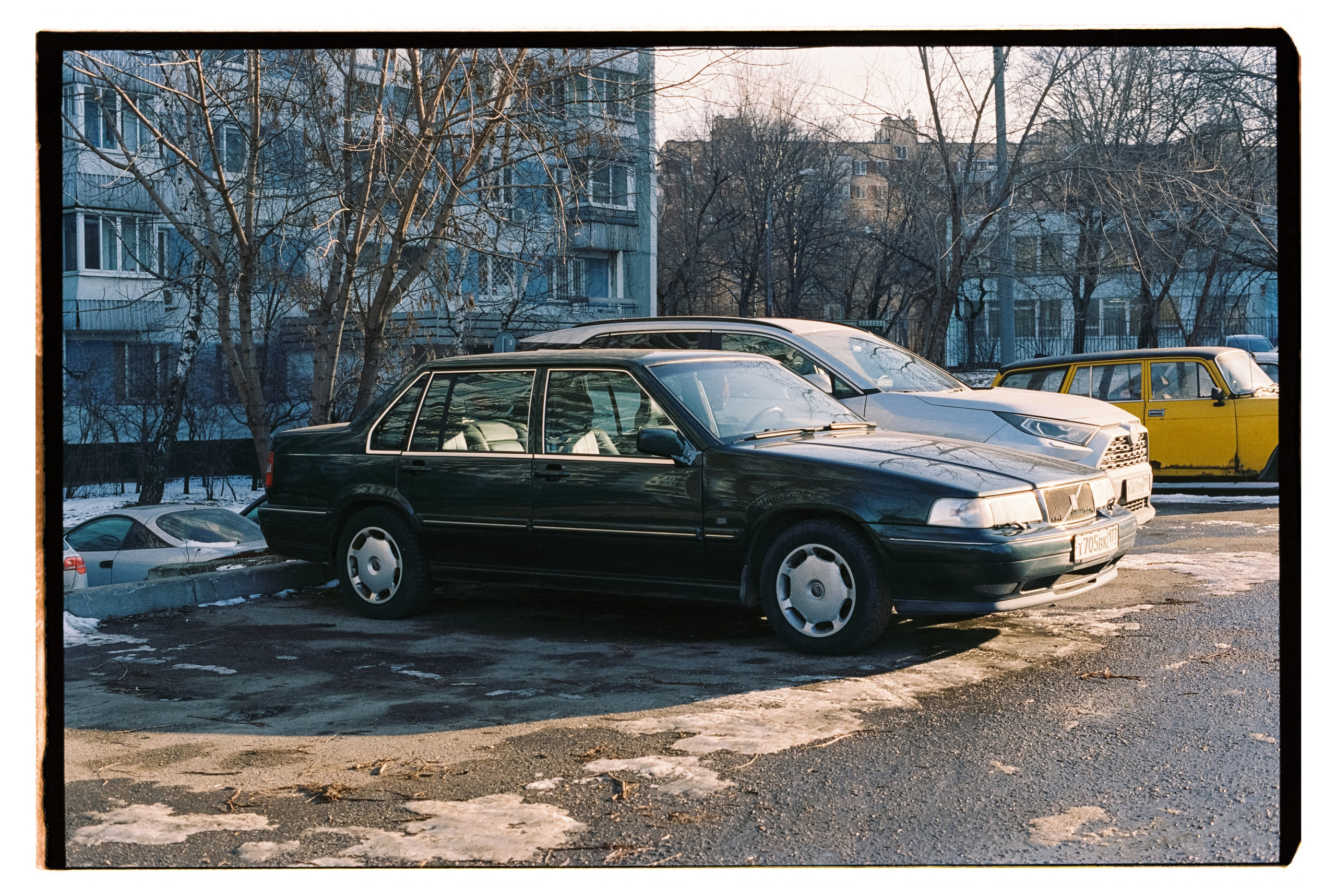 CARS. ANNA — PHOTOGRAPHER