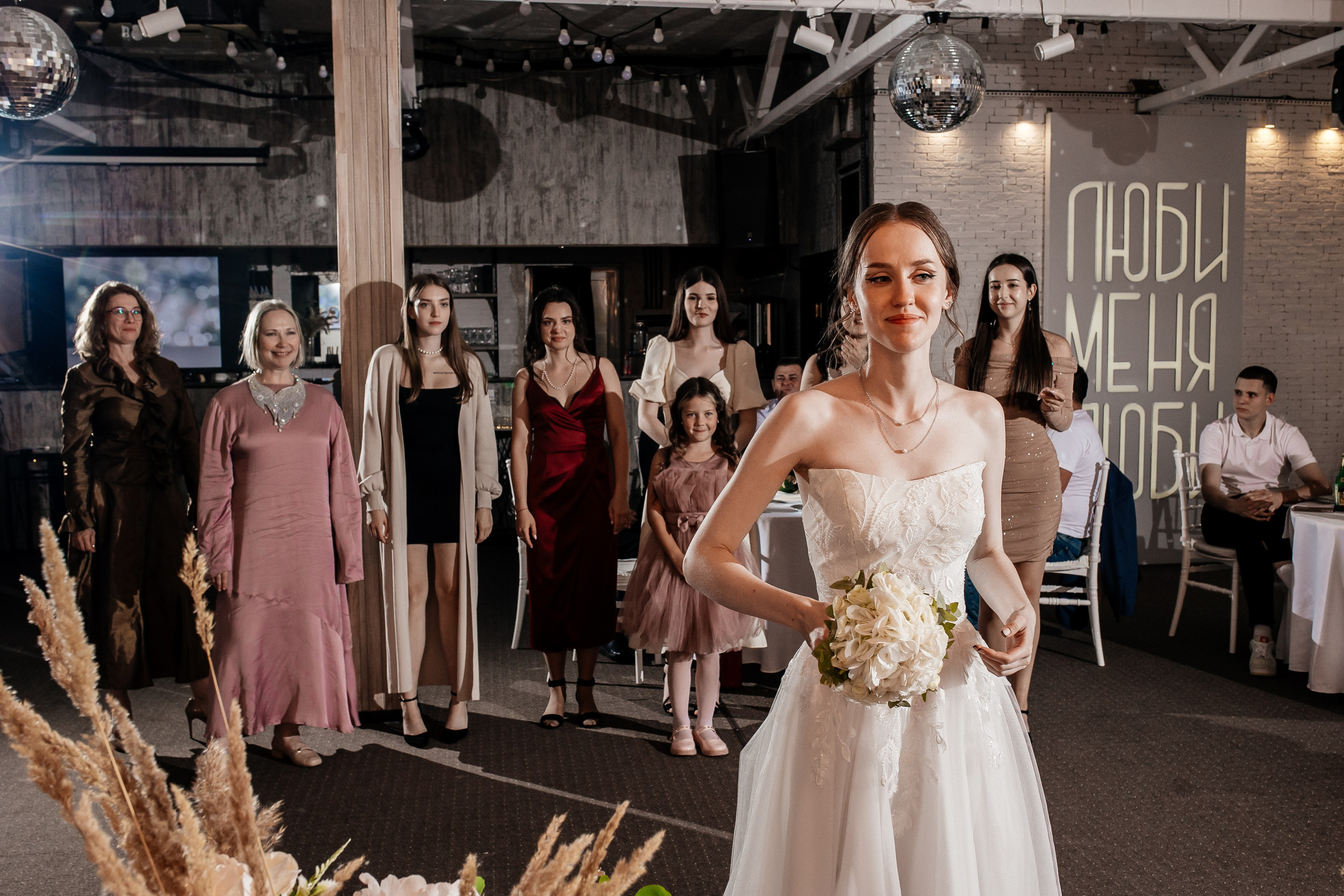 Кафе 51 08.2024. Свадебный и портретный фотограф Алина Иванова. Екатеринбург-Москва