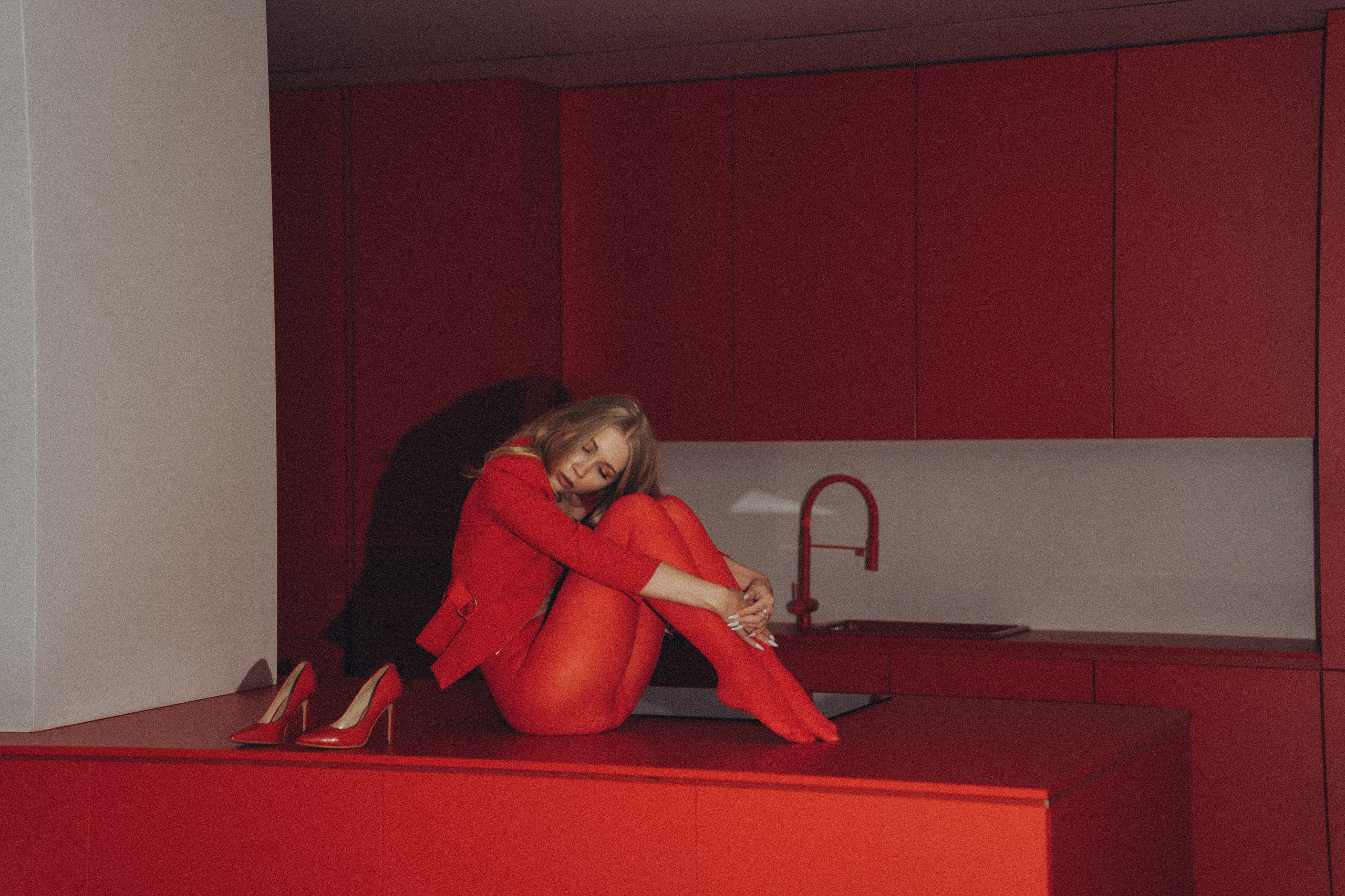 ФОТОСЕССИЯ К НОВОМУ ГОДУ В СТУДИИ С ЕЛОЧКОЙ КРАСИВЫЙ ОБРАЗ. Профессиональный фотограф, Санкт-Петербург — Виктория Богомолова