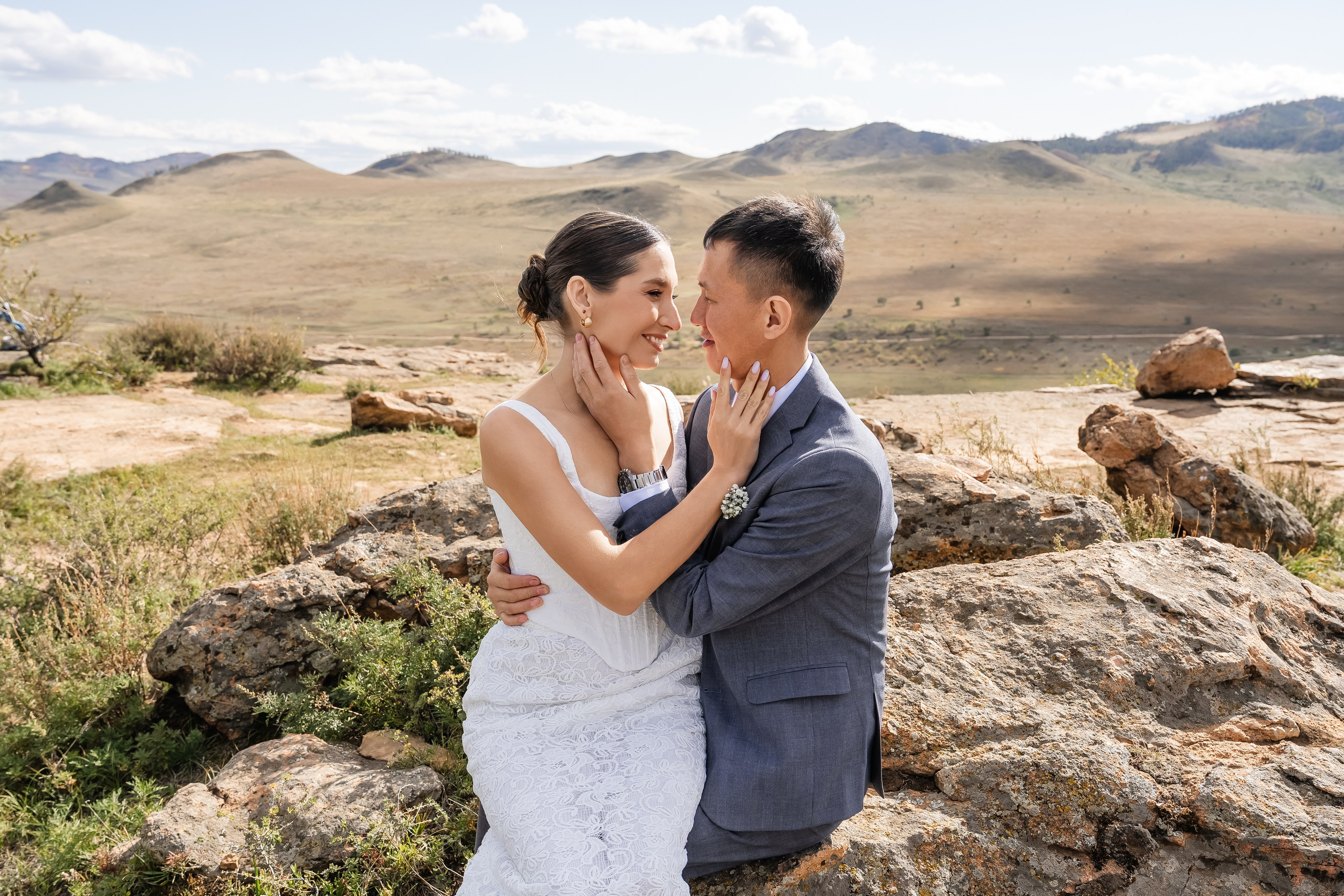 Сентябрь. Фотограф и видеограф в Улан-Удэ: Аюна Габагуева и Артём Шаханов