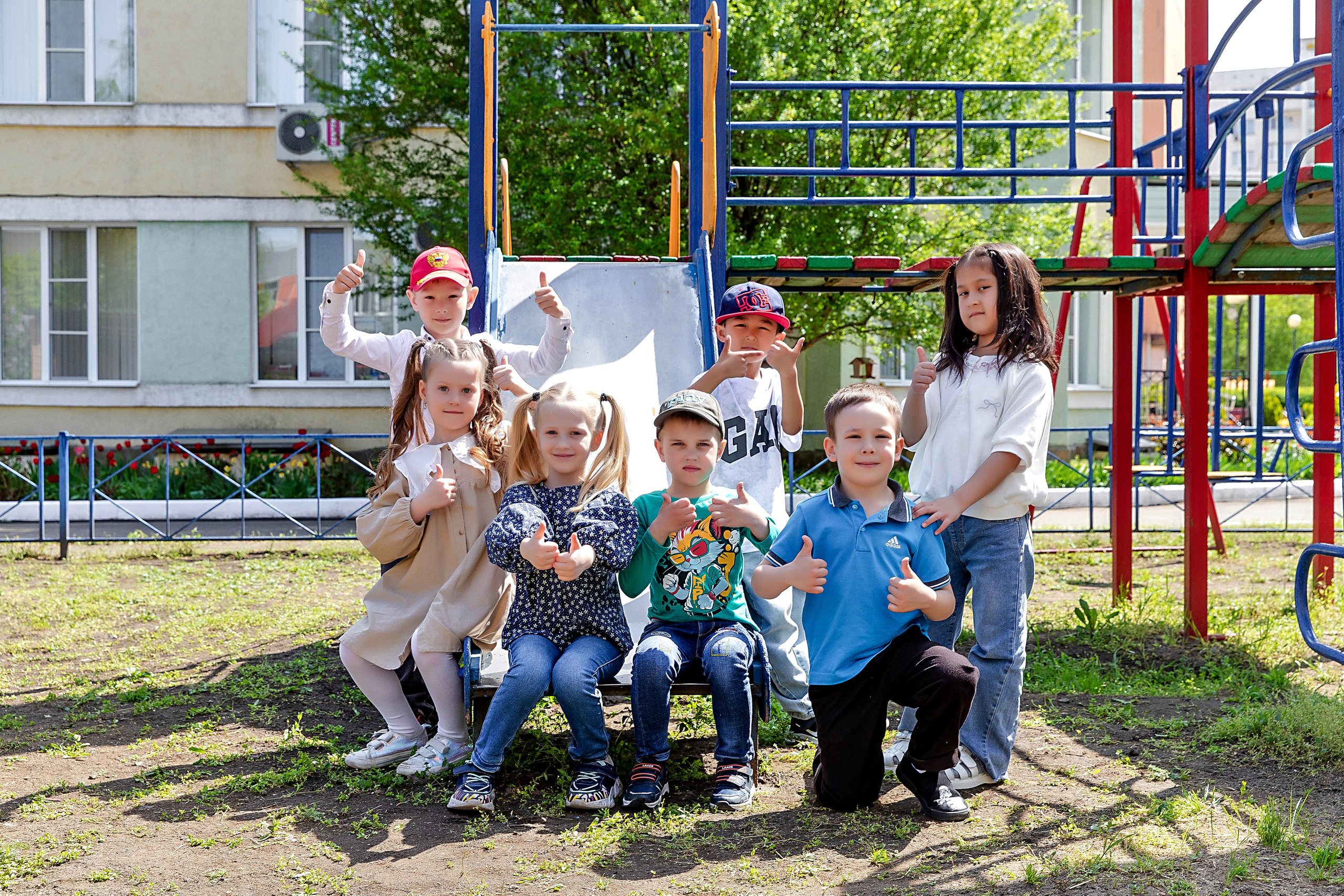 Выпускные (школьные) альбомы (книги) в Ростове-на-Дону. Современные Выпускные Альбомы в Ростове-на-Дону