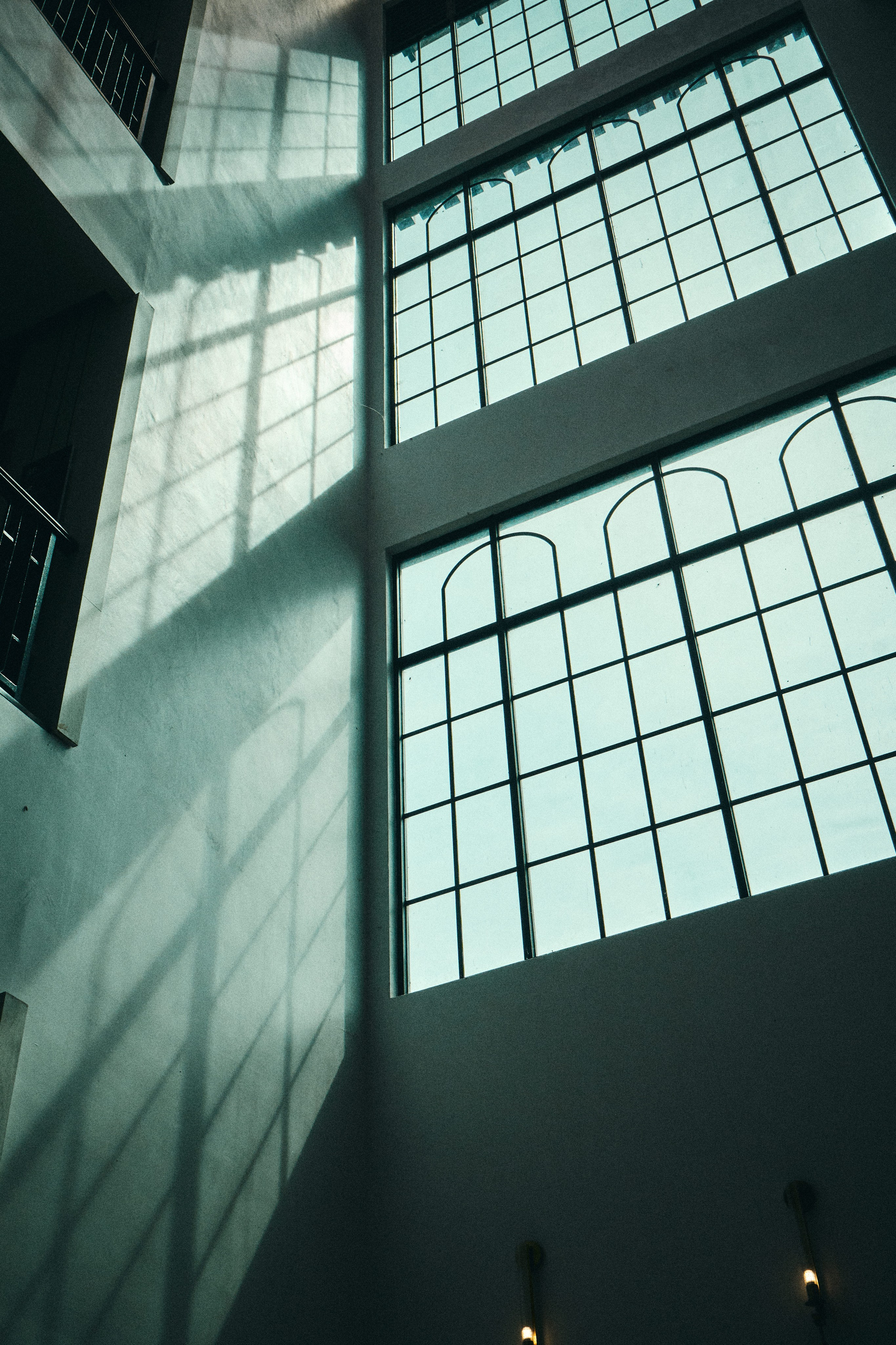 Lavender Mansion. See the moment and catche. commercial and reportage