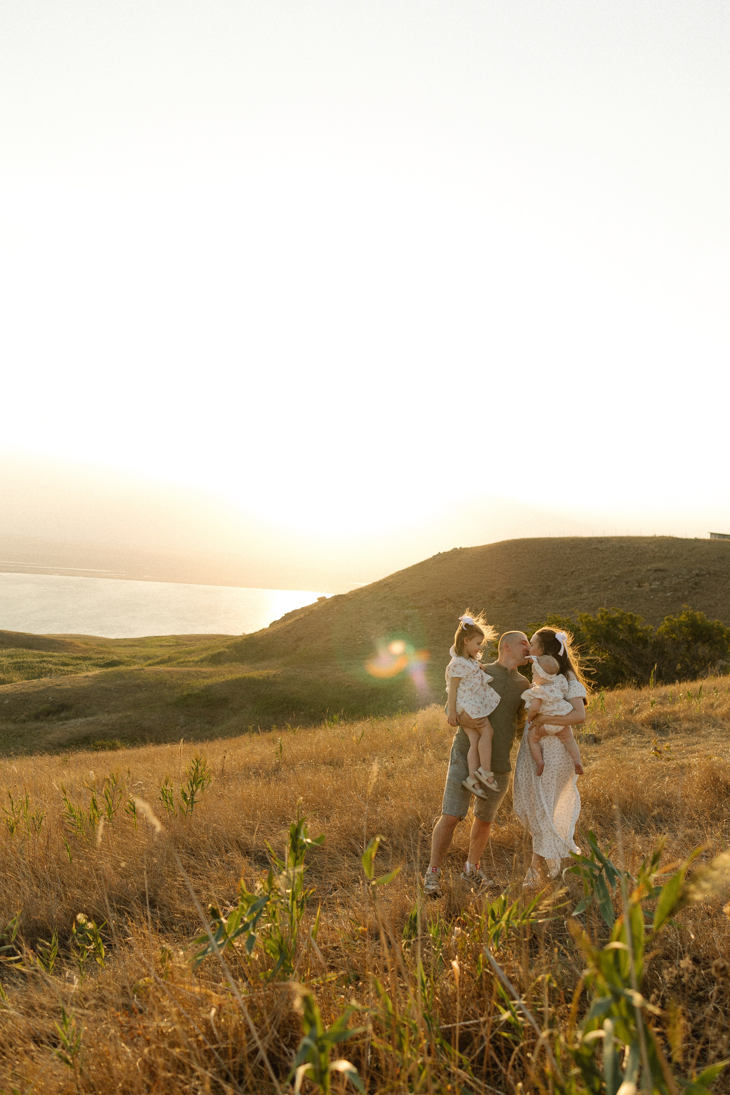 Прогулка Насти и Ксюши. Семейный фотограф Ставрополь Варвара Воробьева