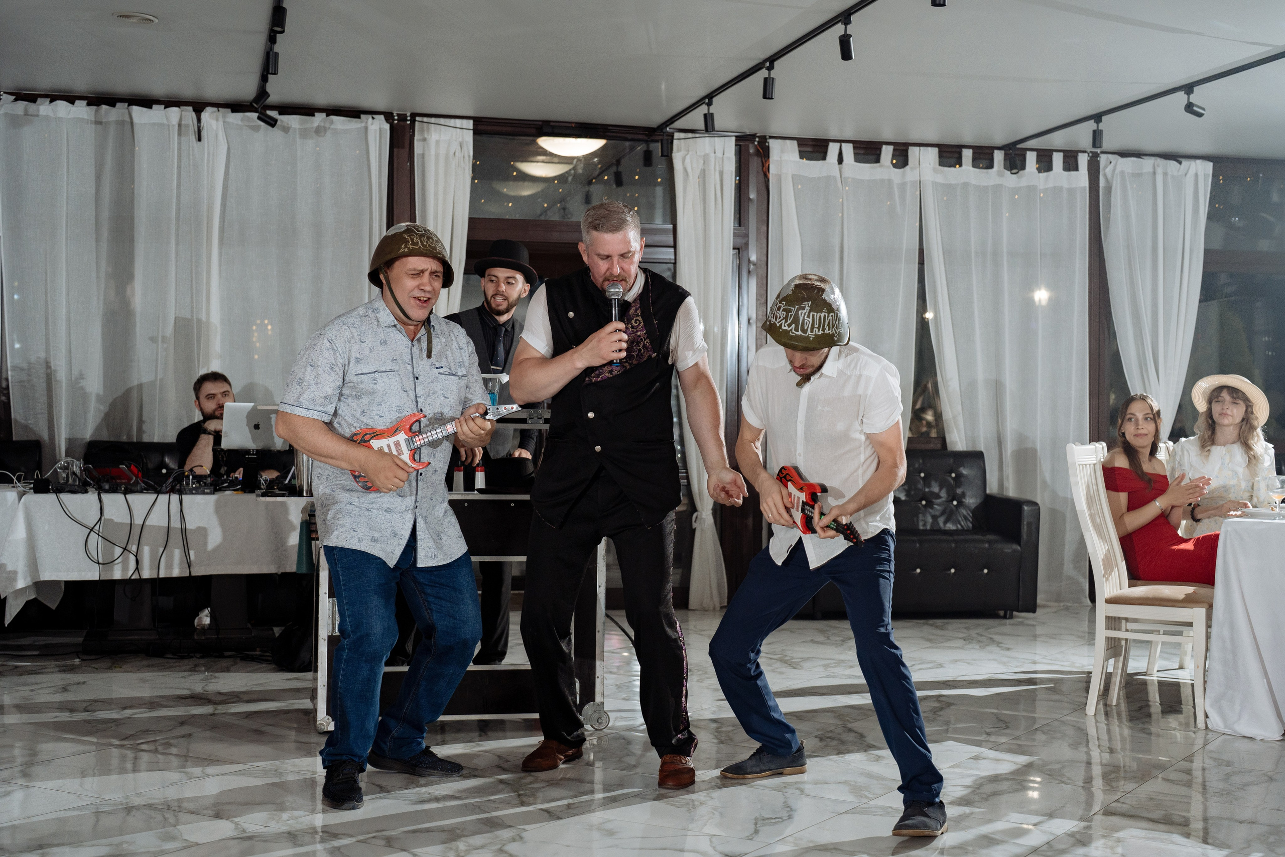 Александр и Анастасия