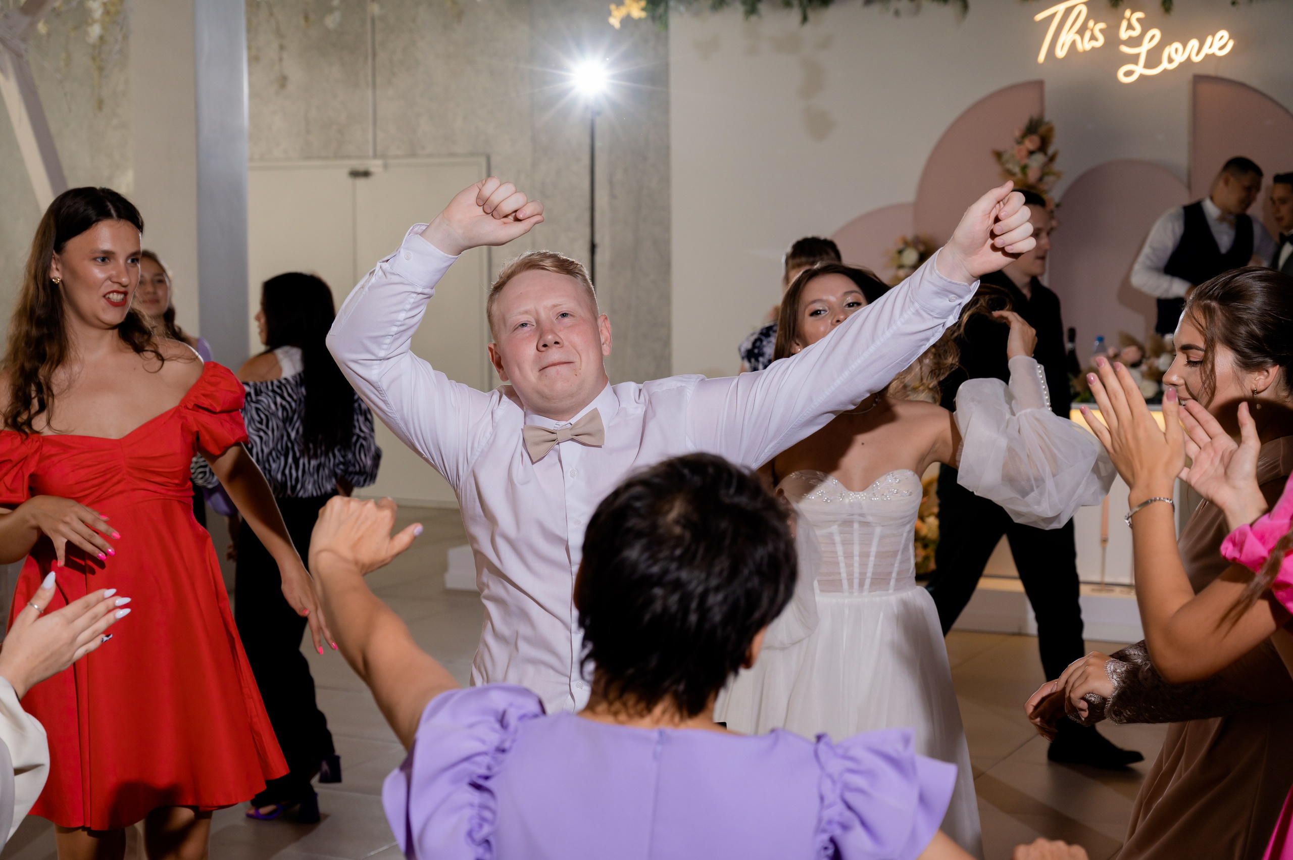 Дмитрий и Елизавета. Свадебный и Семейный фотограф в Абакане, Красноярске