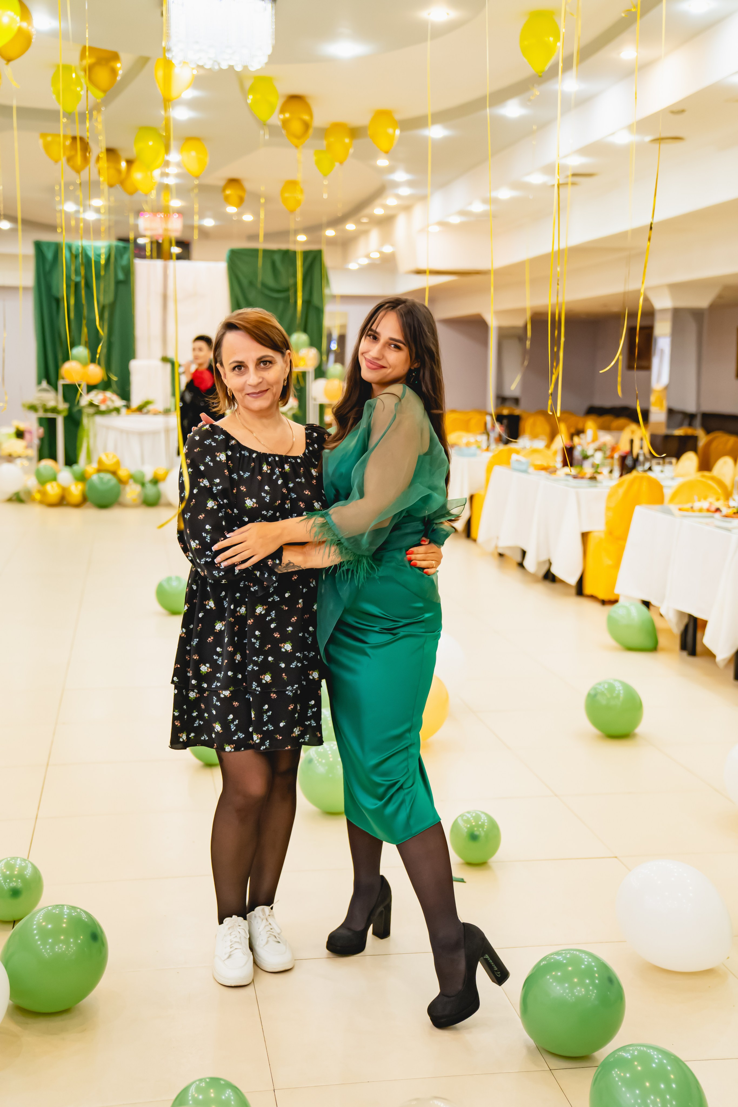 Осенняя Свадьба 2024. Занимаюсь профессиональной фотографией и живу рядом с Байкалом. Работаю в разных жанрах