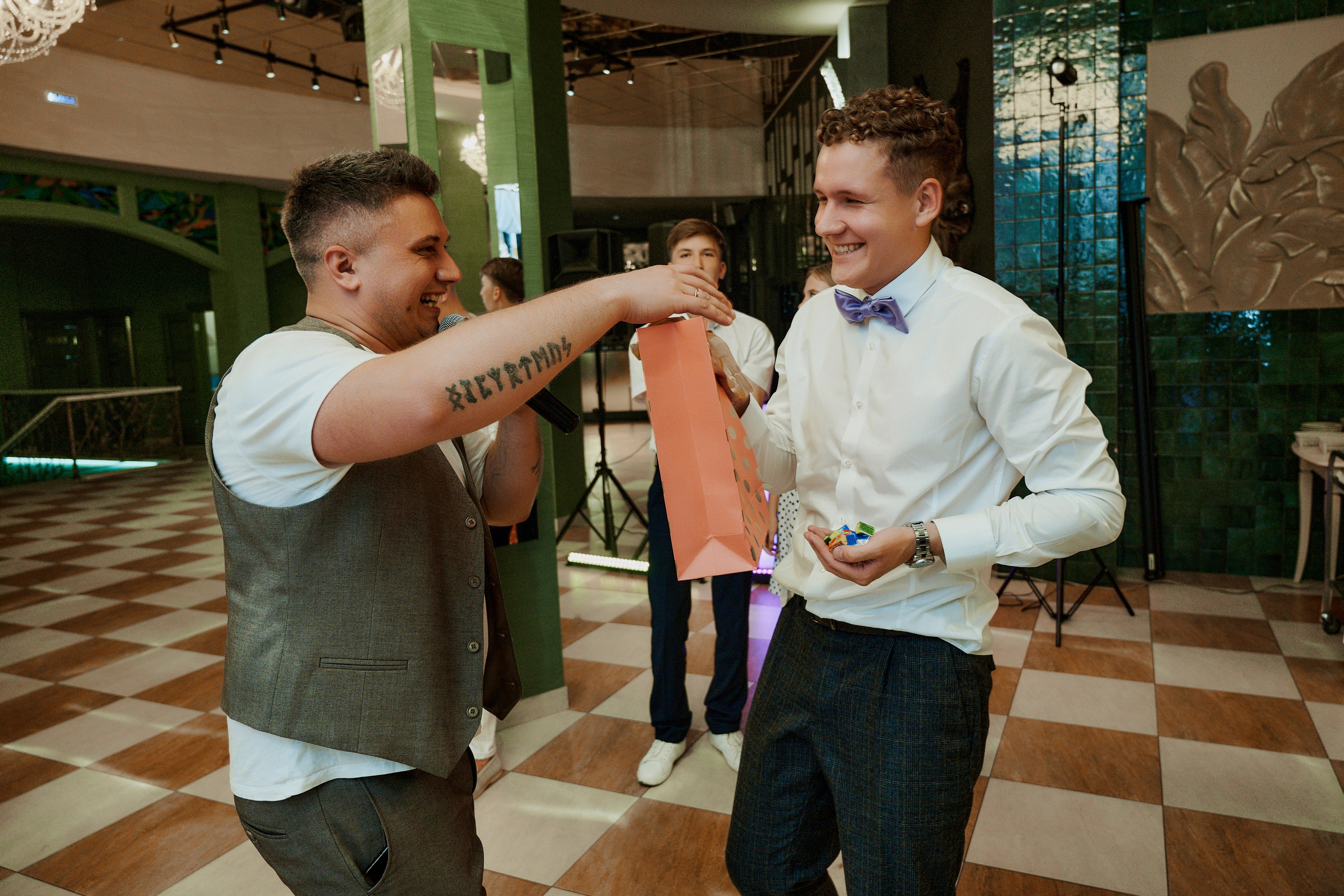 Олег и Лиза. Фото-видеосъемка свадеб Venson Films