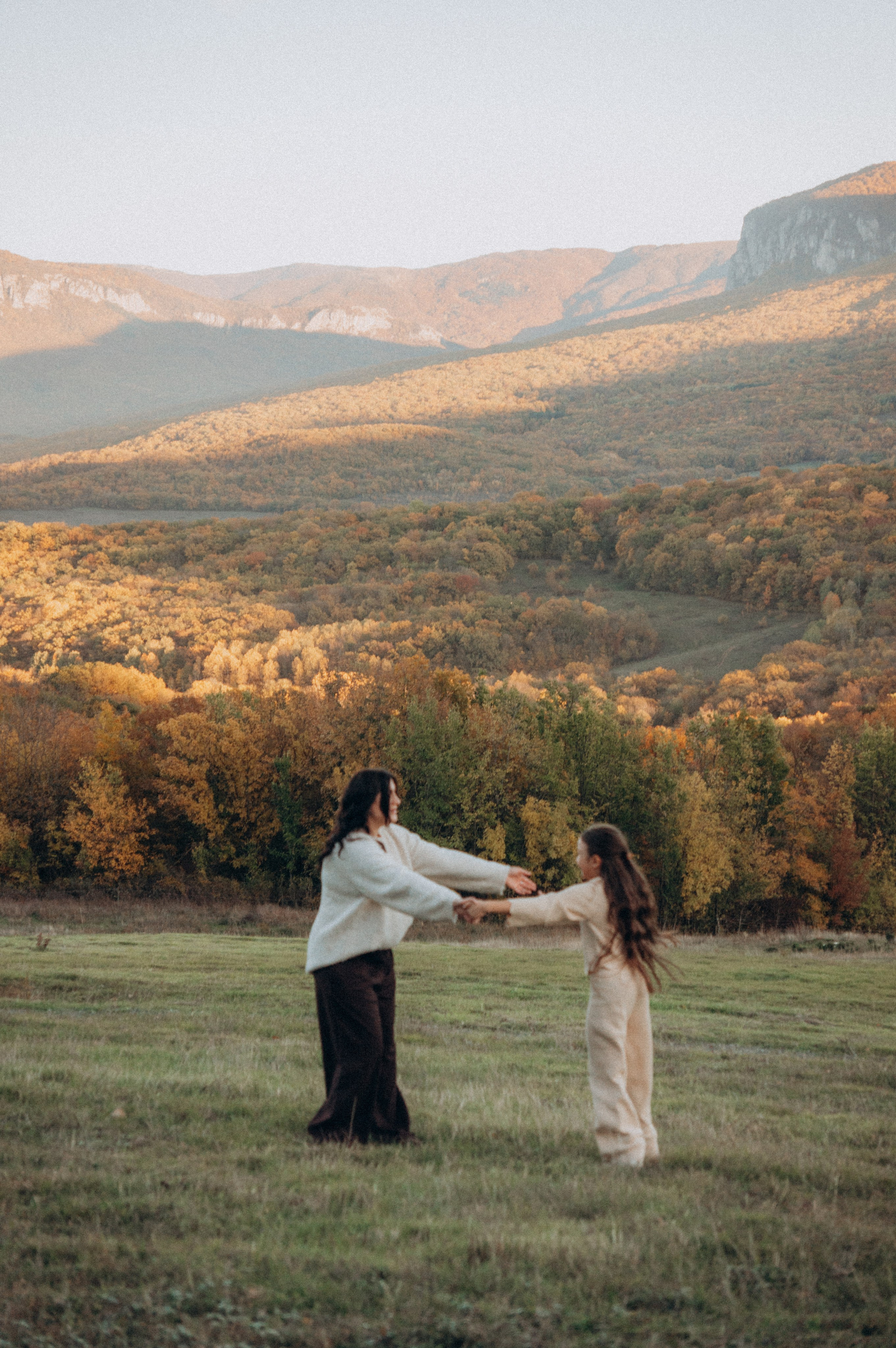 Юлия и Денис с детьми. Обо мне