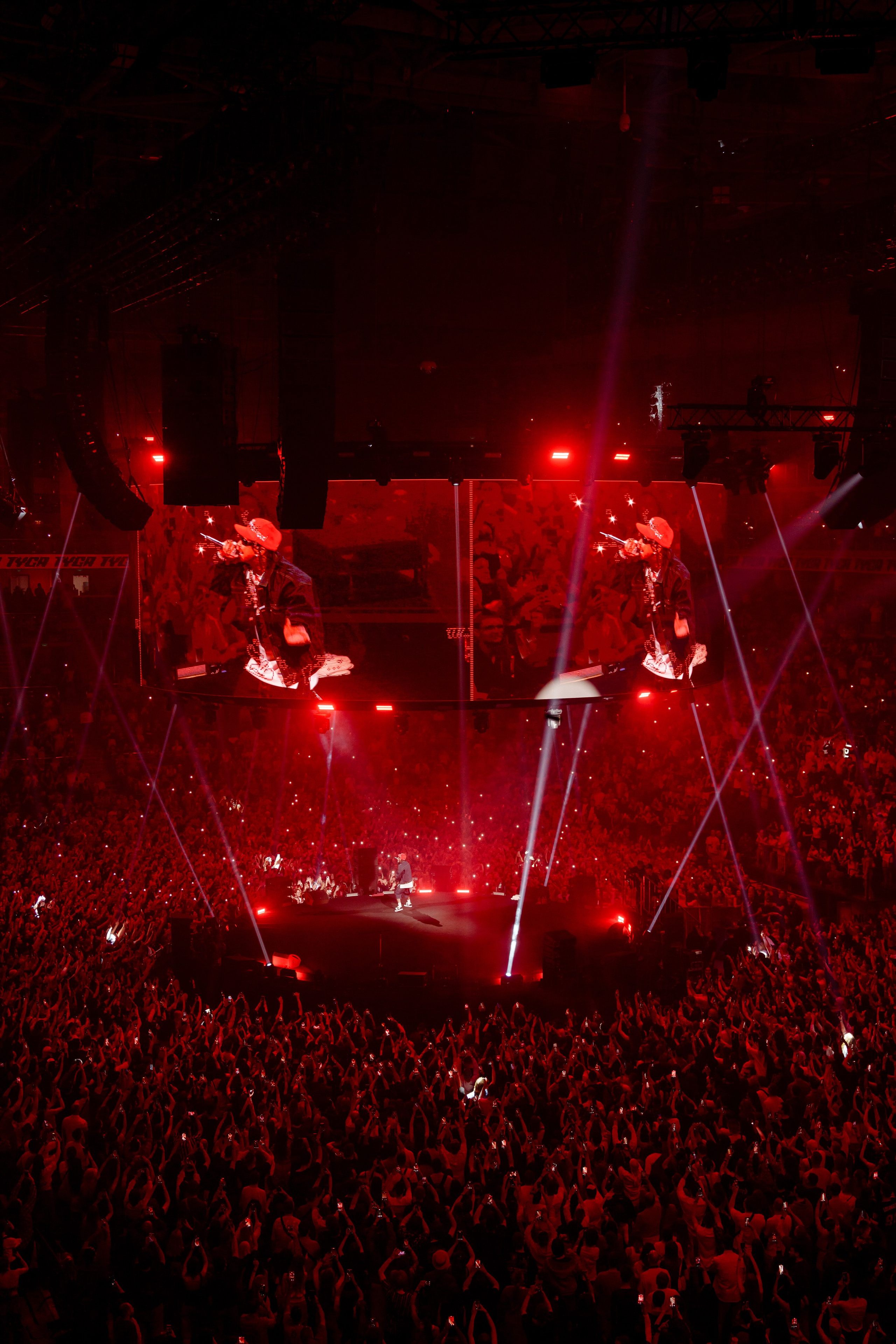 Фотограф на концерте TYGA в Москве. Репортажный фотограф Москва Сергей Дружинин