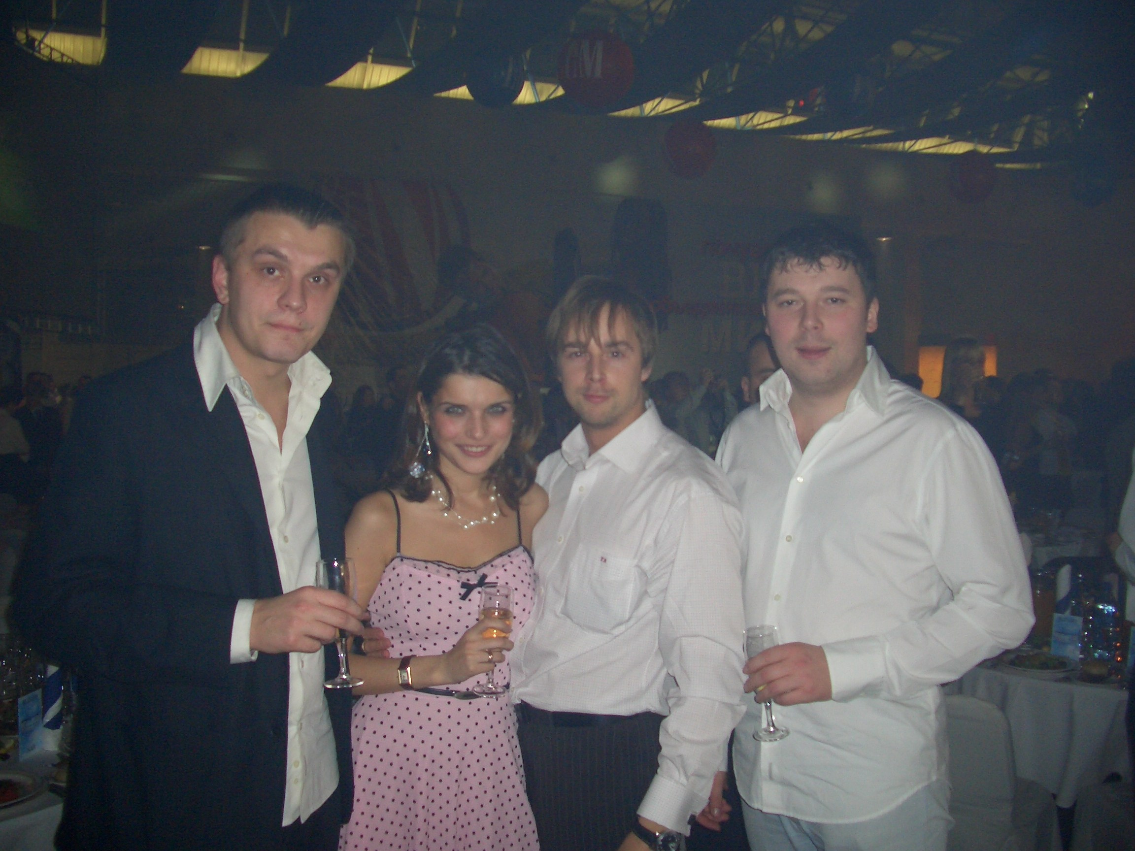 НГ 2004. Заставка