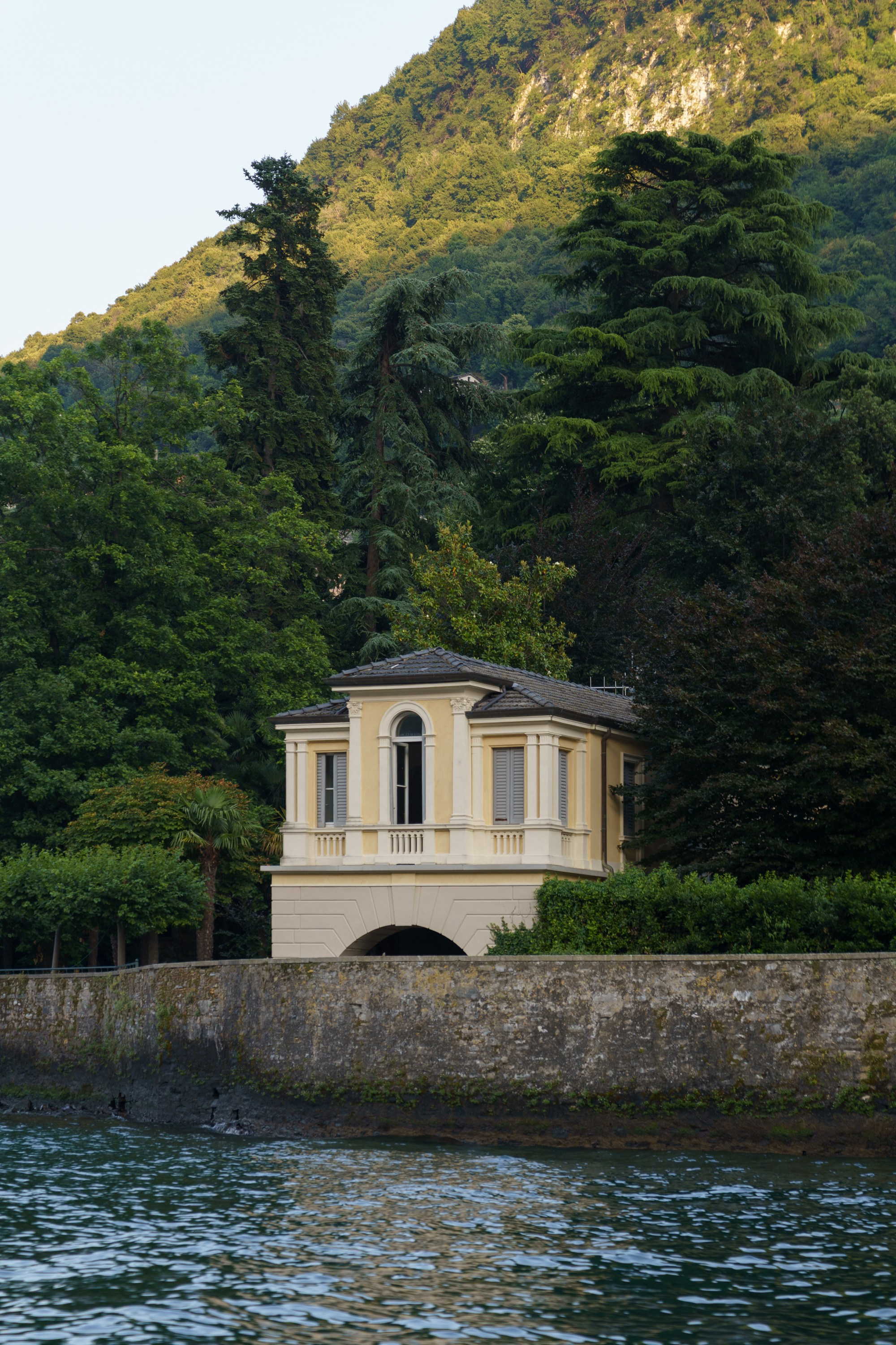 Vincent & Fiance. Maria Anistratova | Destination Photographer, Videographer & Drone Pilot — Lake Como