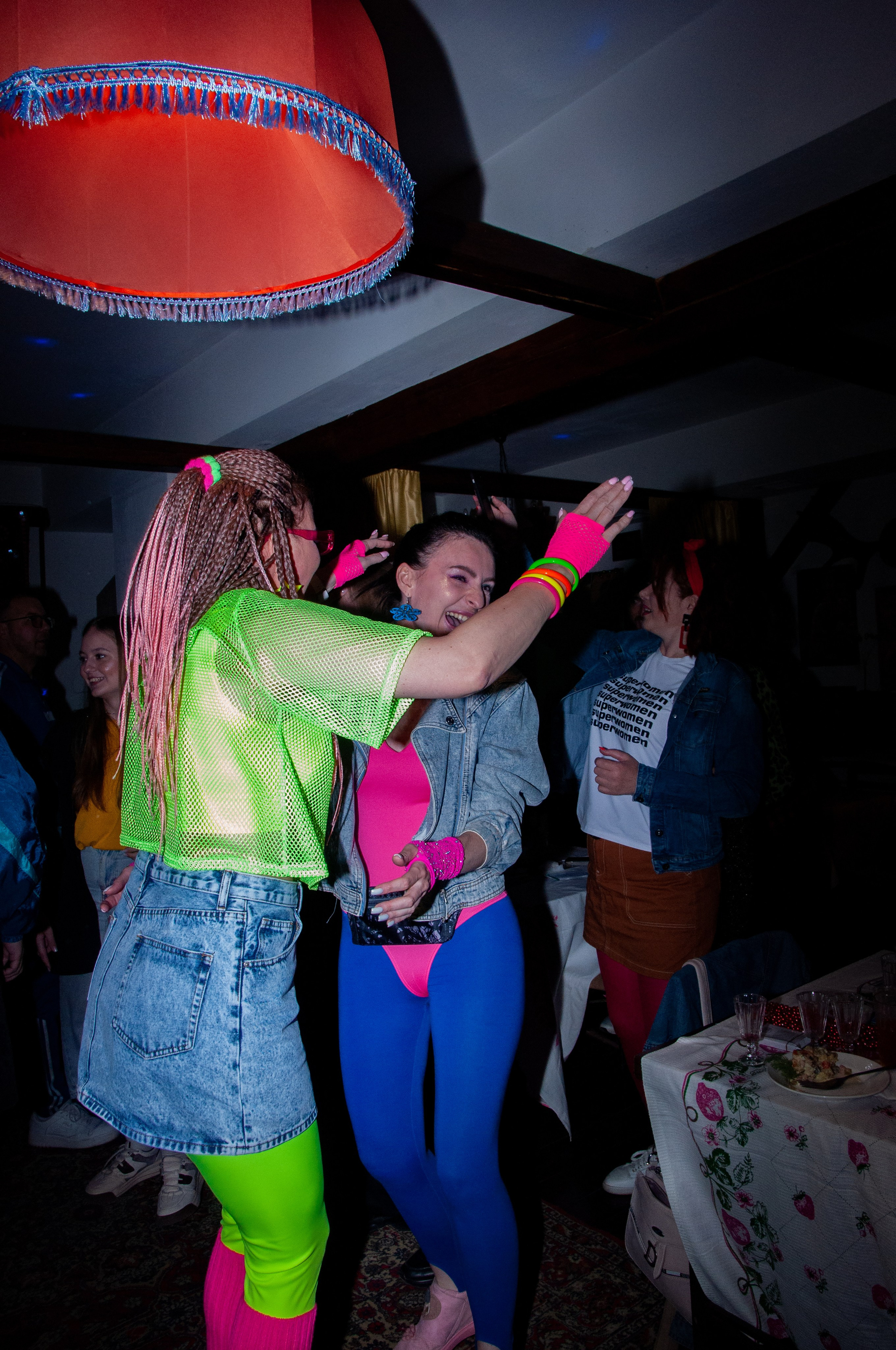 Вечеринка 90-тые. Фотограф Катя Щербина