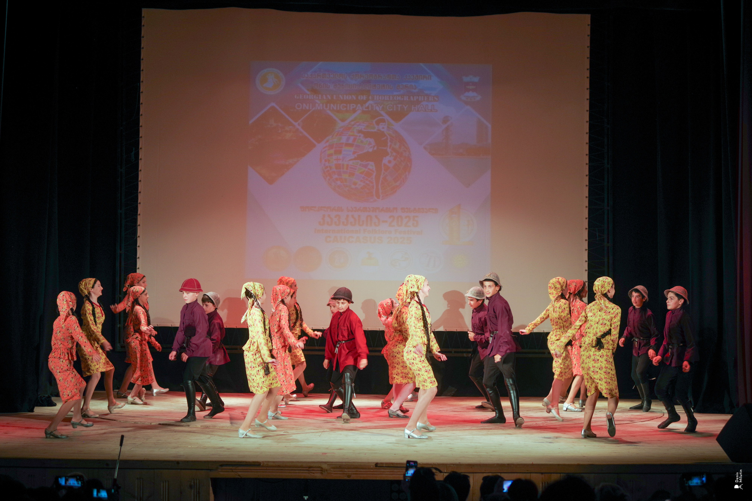 Танцы в прекрасном Они. Портретный фотограф Денис Милютин