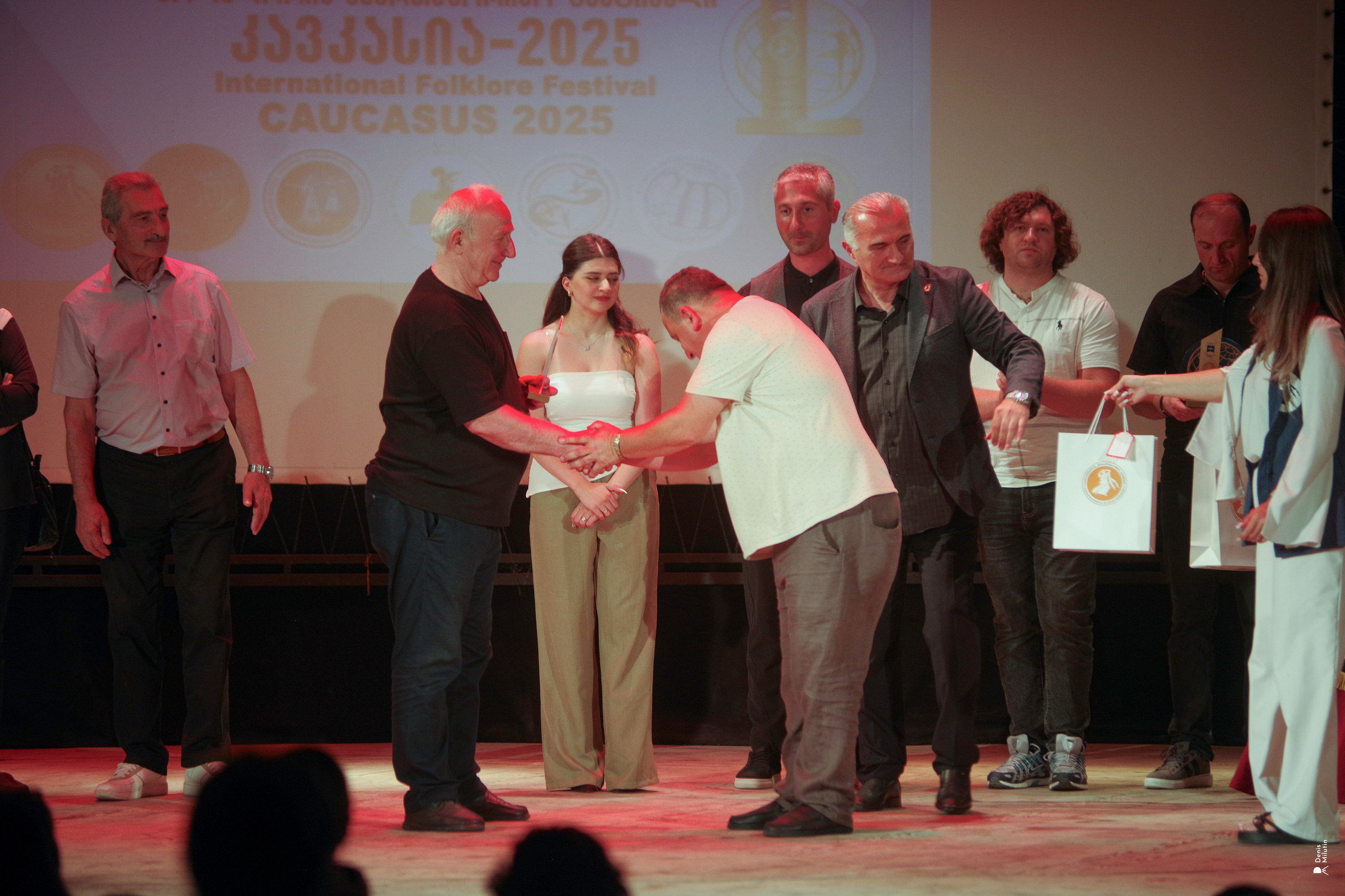 Танцы в прекрасном Они. Портретный фотограф Денис Милютин