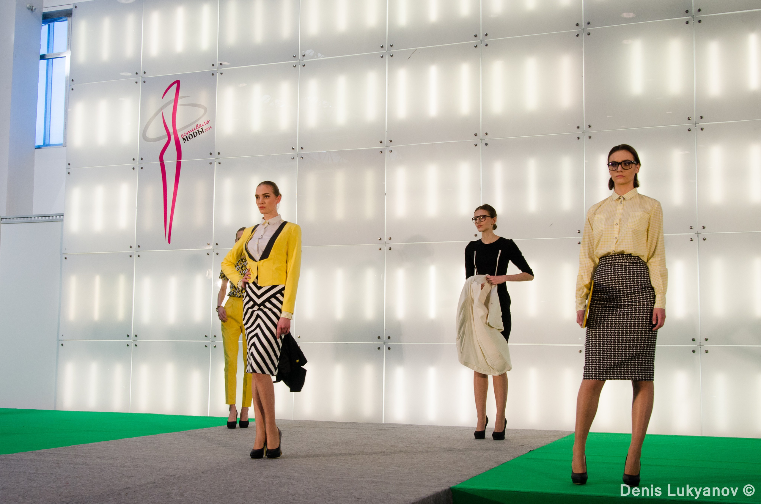 Формула Моды.Континент. Свадебный и семейный фотограф Денис Лукьянов в Краснодаре, Краснодарском крае и Республике Крым