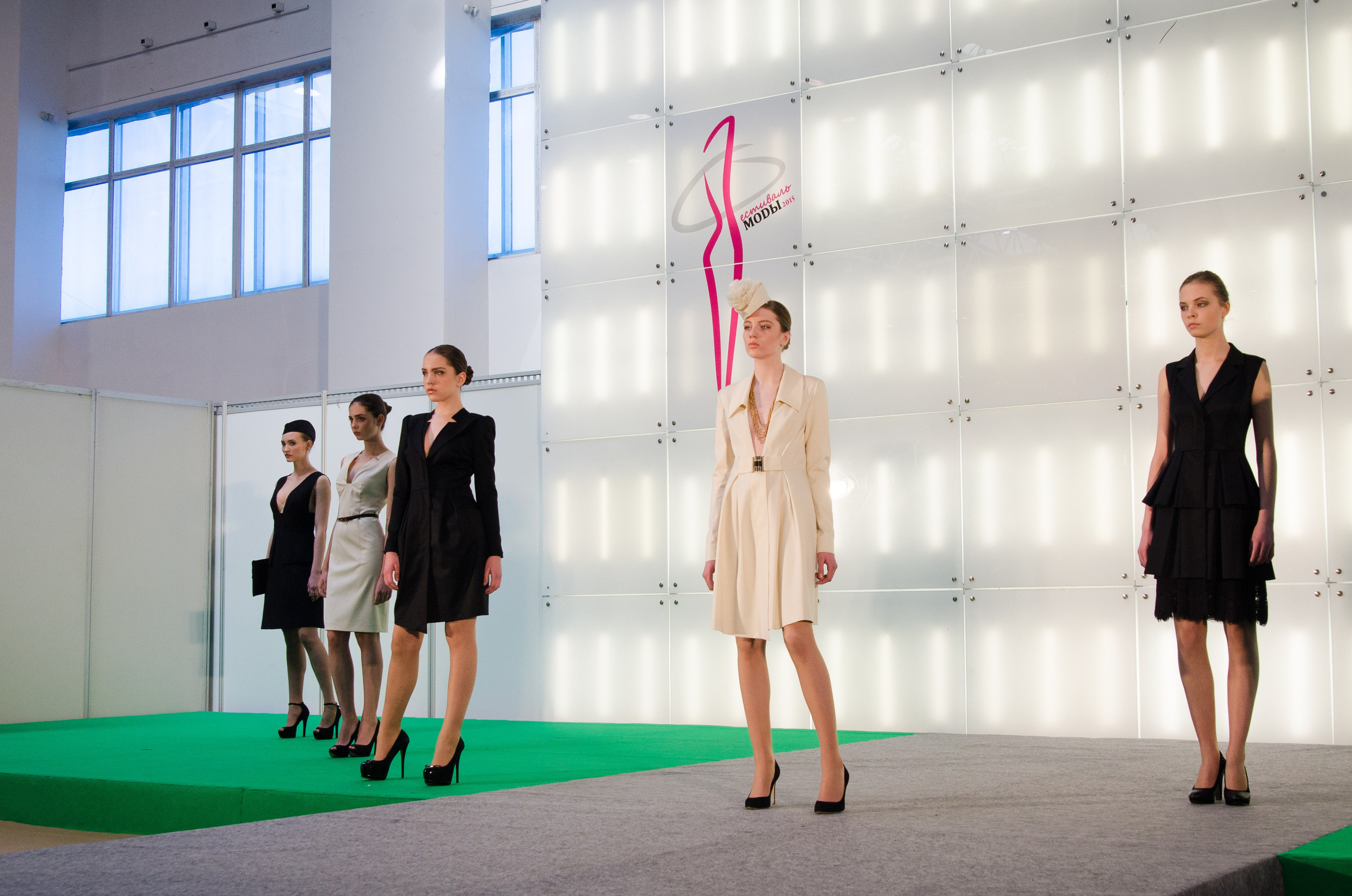 Формула Моды.Континент. Свадебный и семейный фотограф Денис Лукьянов в Краснодаре, Краснодарском крае и Республике Крым