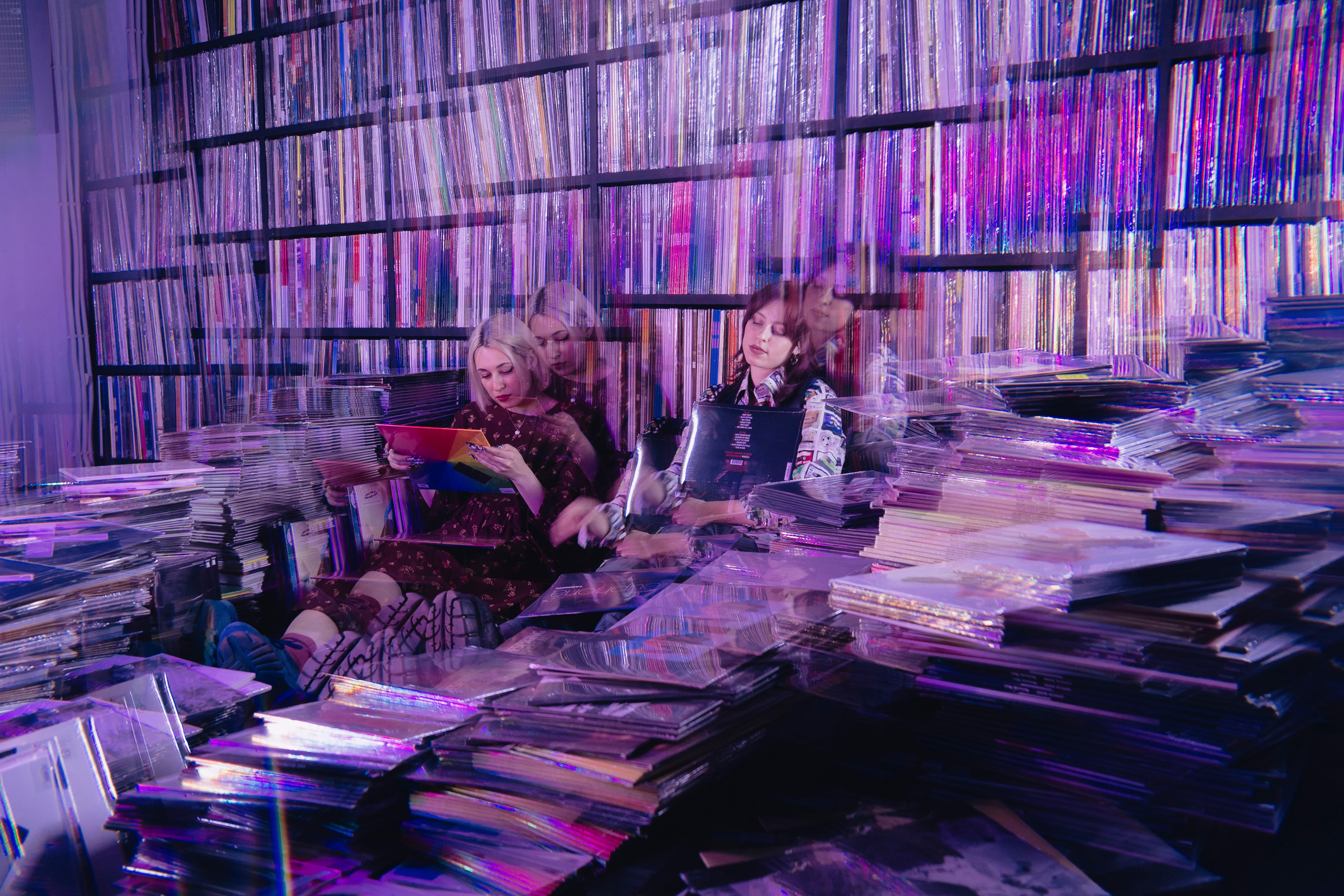 Stoprobot Vinyl I. @tomrus: Рустам Шагиморданов — фотограф