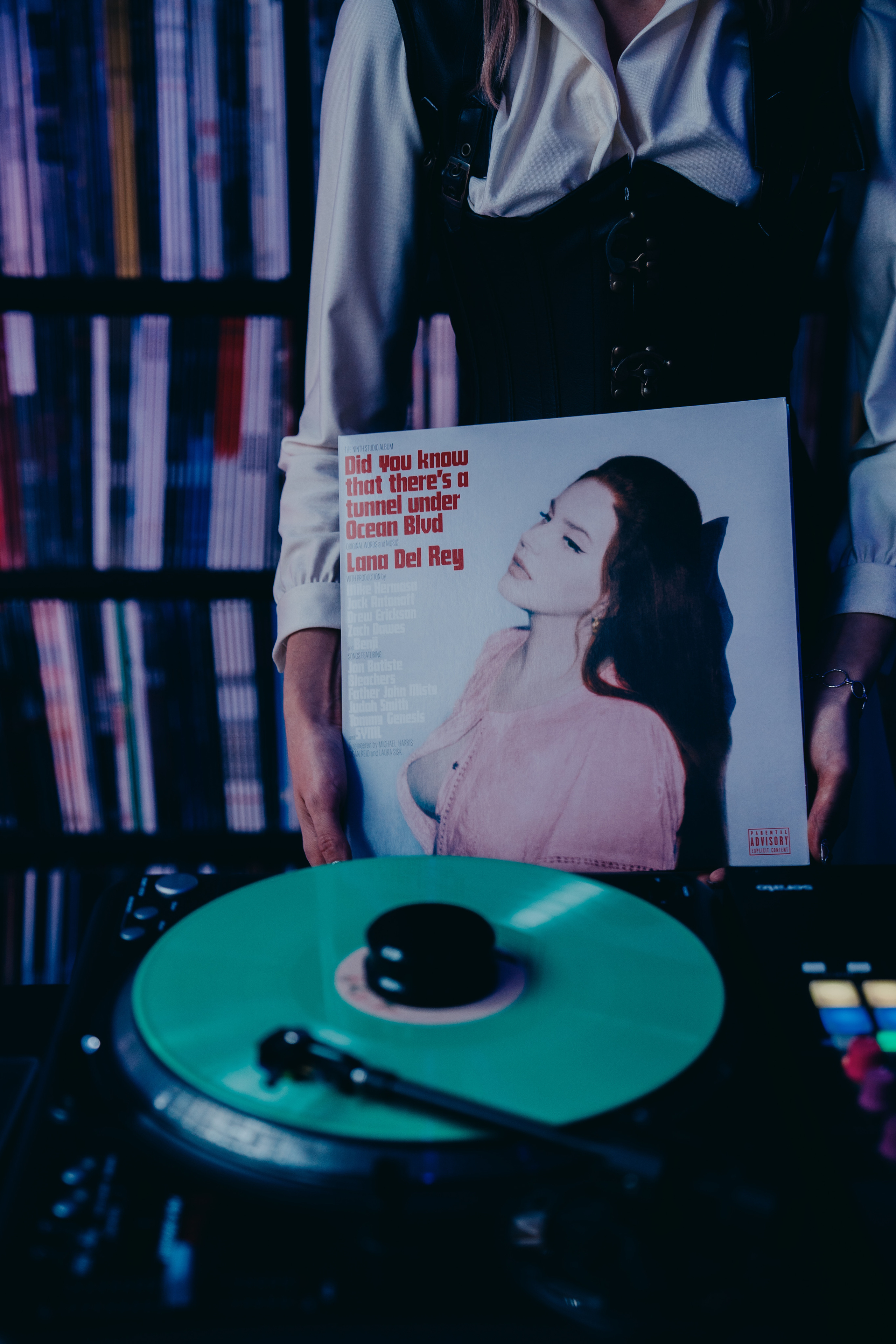 Stoprobot Vinyl II. @tomrus: Рустам Шагиморданов — фотограф