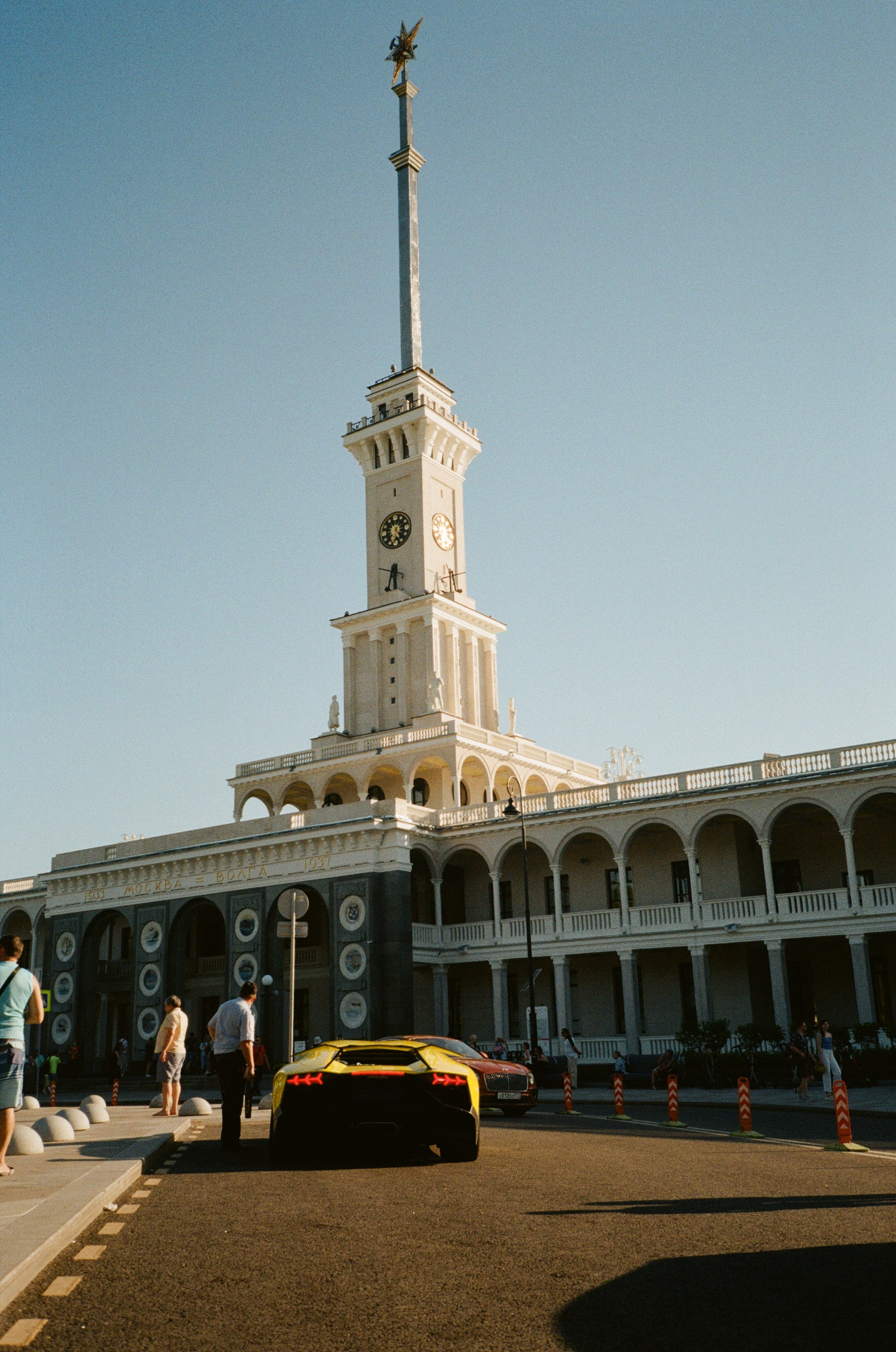 Moscow. @tomrus: Рустам Шагиморданов — фотограф